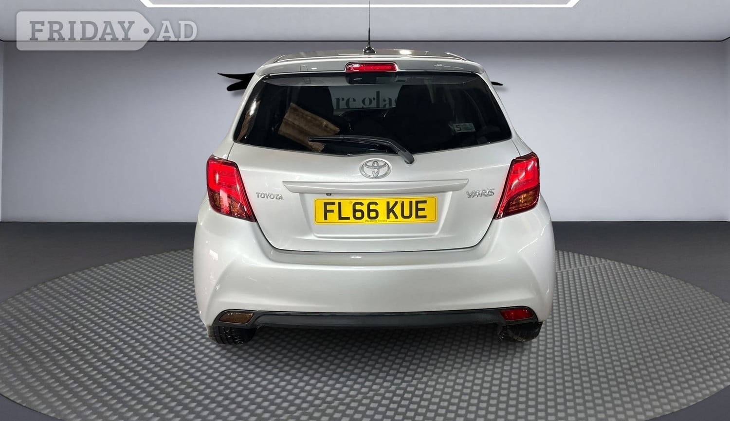 Toyota Yaris Glasgow