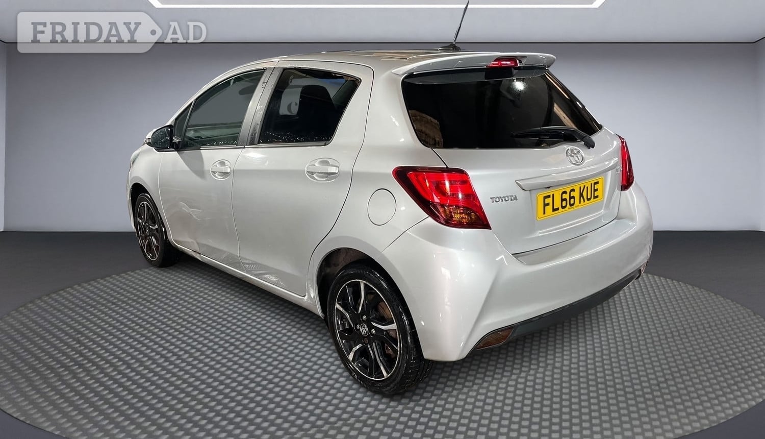 [ berth ]Toyota Yaris