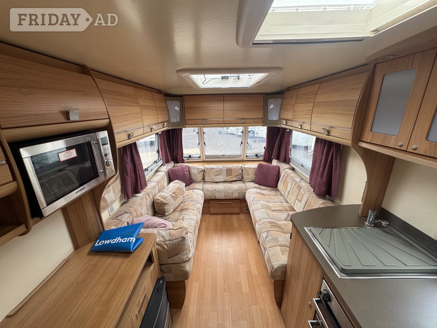 Bailey Pegasus 2011 - Motorhomes & Caravans