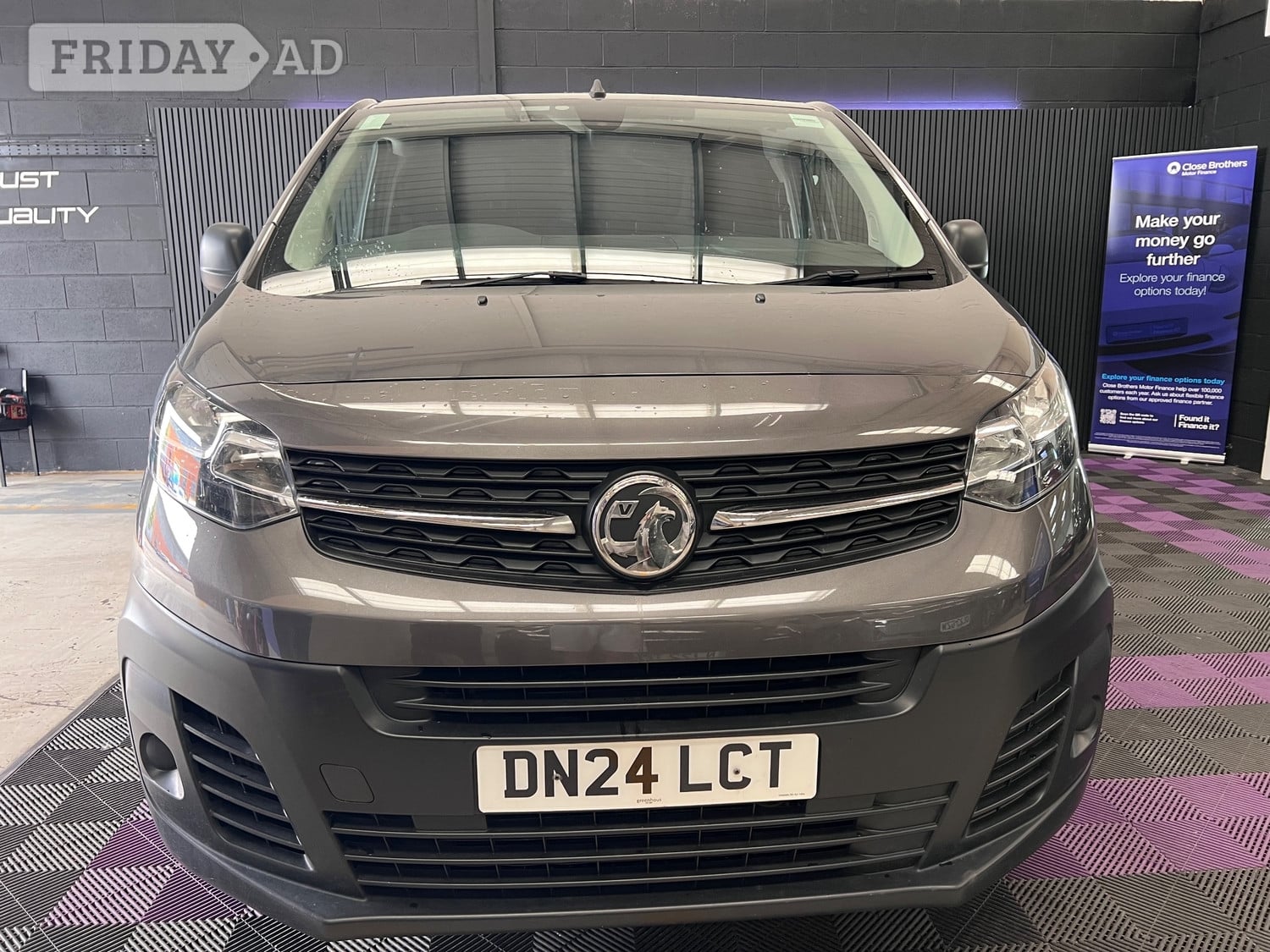Vauxhall Vivaro 2024 - Vans & Commercial Vehicles