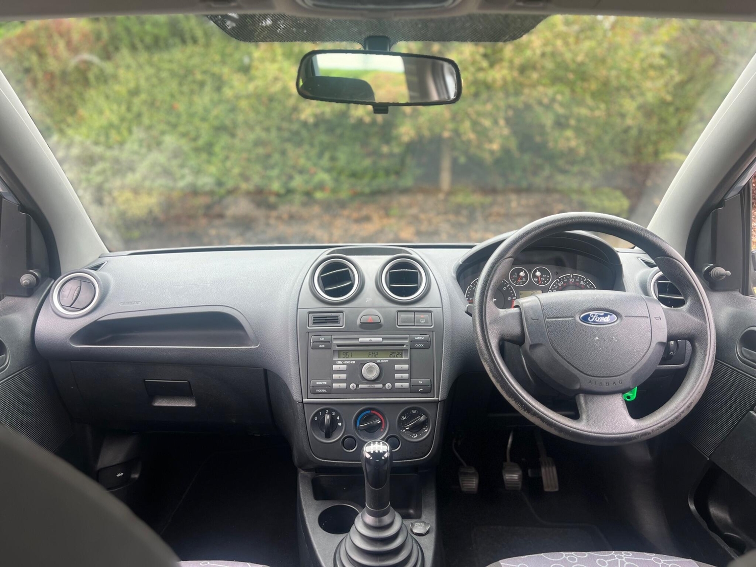 Ford Fiesta 2006 - Cars
