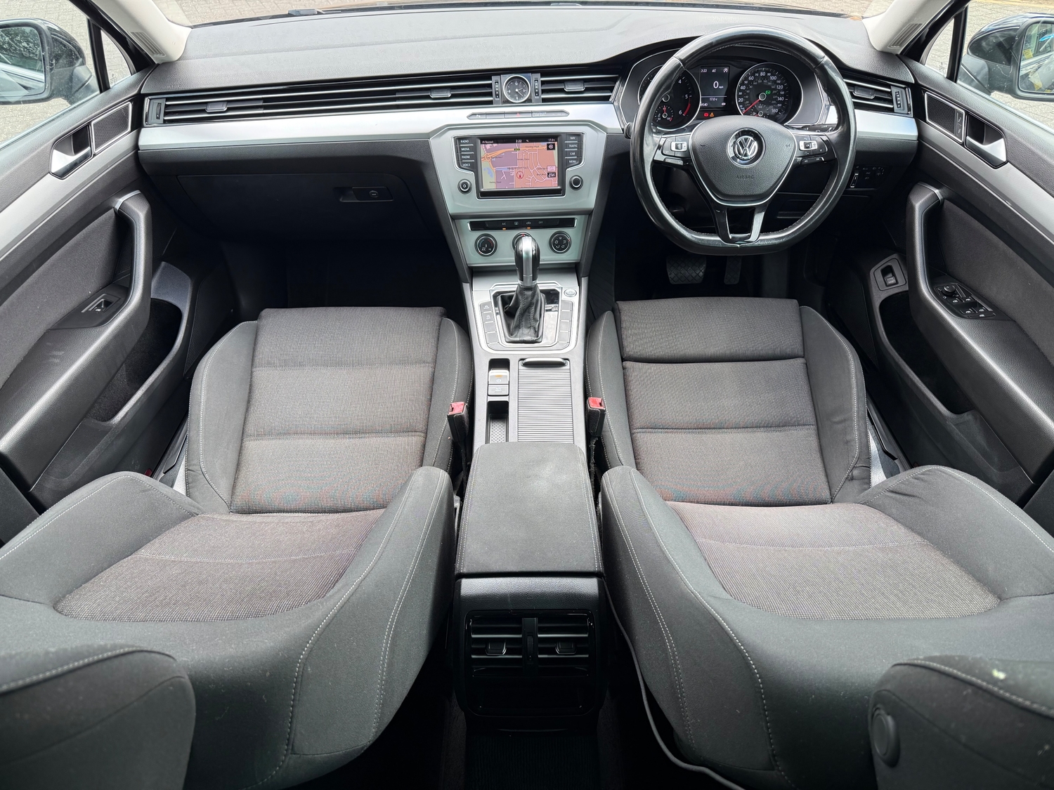 [ berth ]Volkswagen Passat