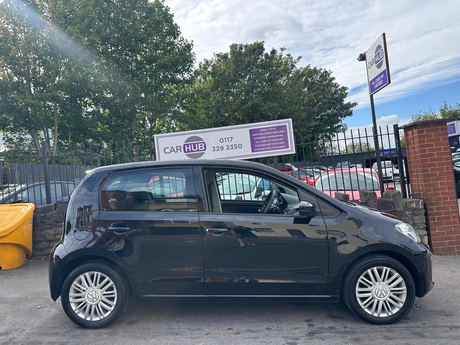 Volkswagen UP! 2017 - Cars in Bristol