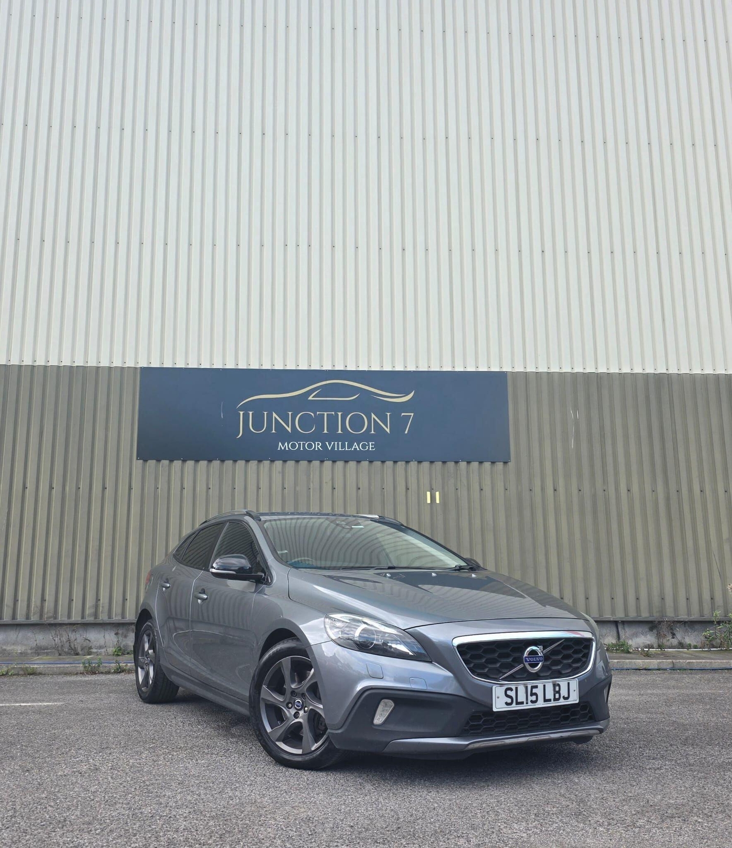 Volvo V40 Cross Country Accrington