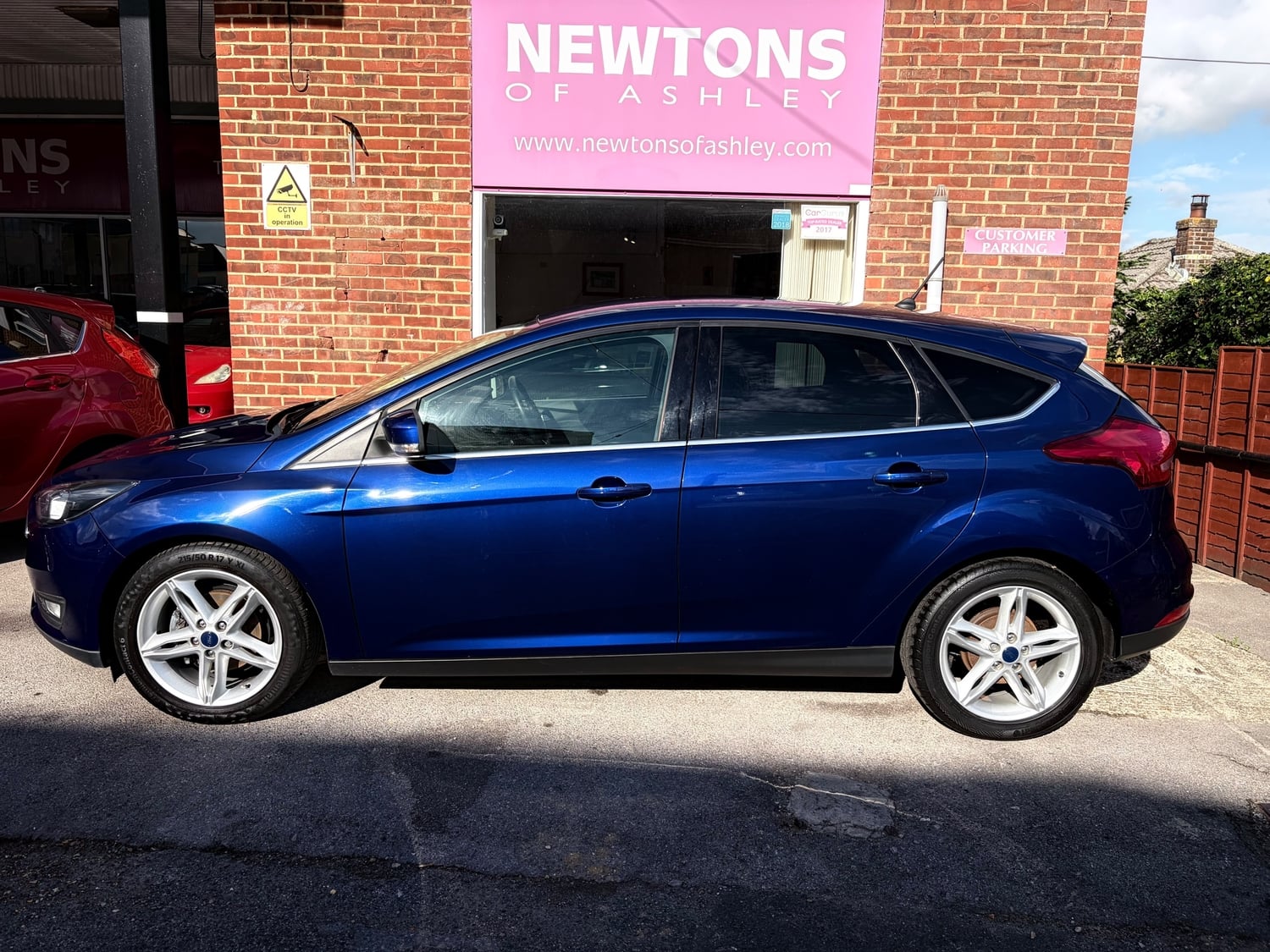 Ford Focus 2017 - Cars in New Milton