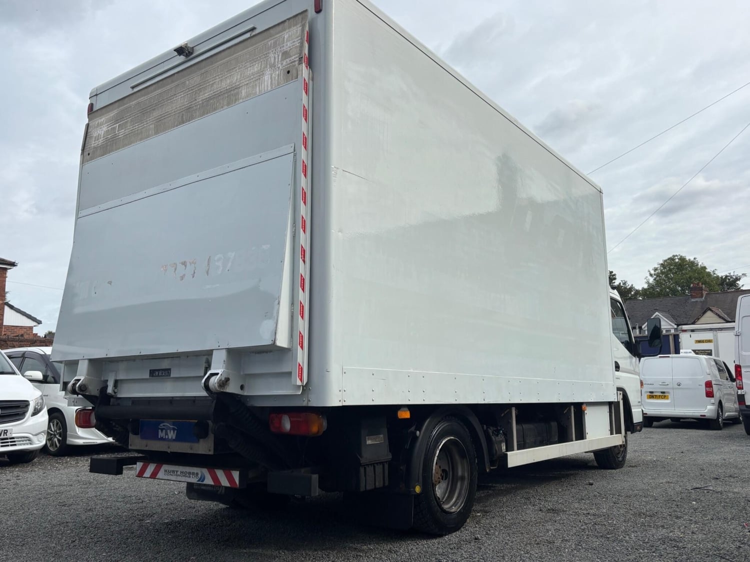 [ berth ]Mitsubishi Canter