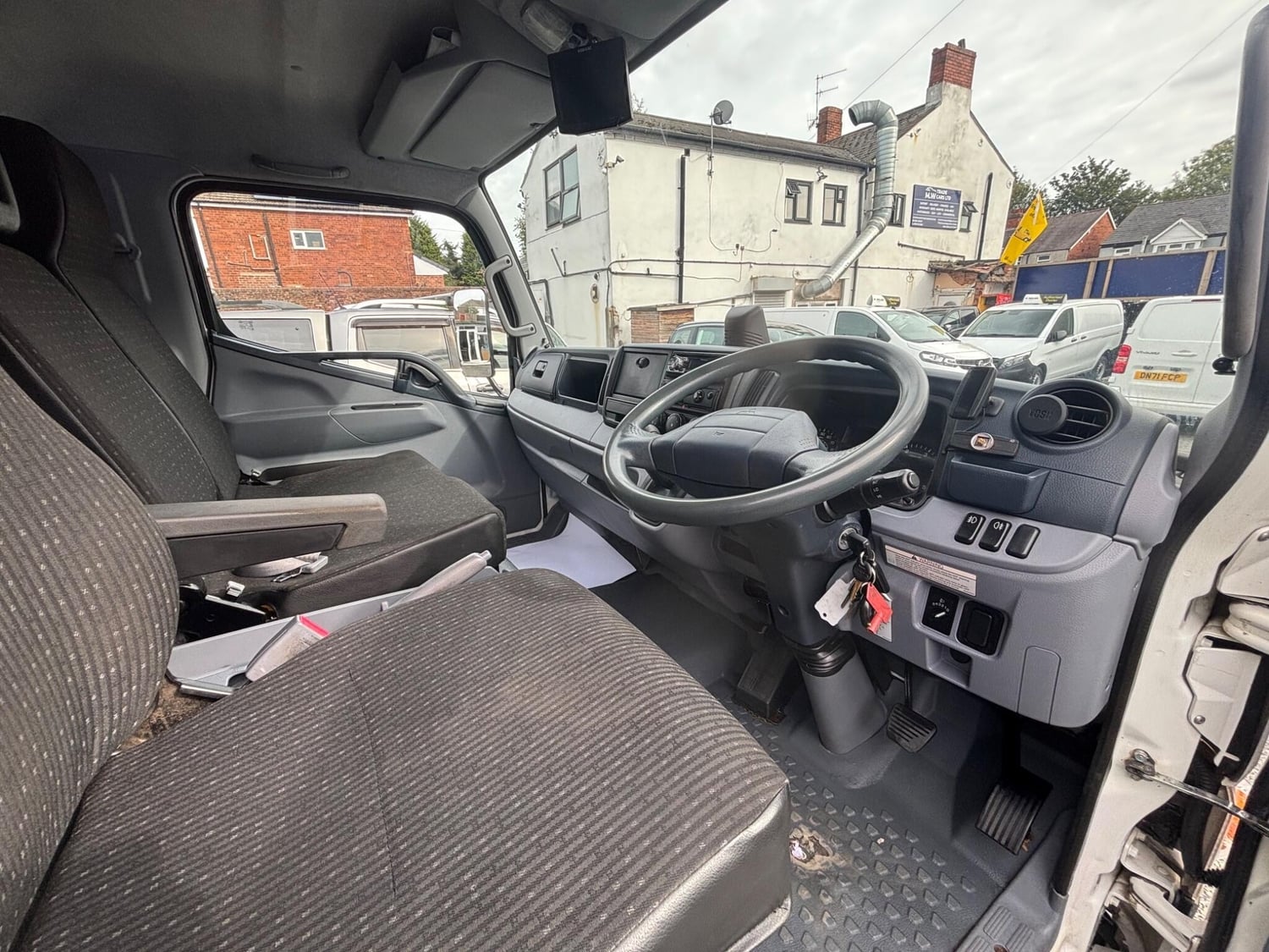 Mitsubishi Canter 2016 - Vans & Commercial Vehicles in Dudley