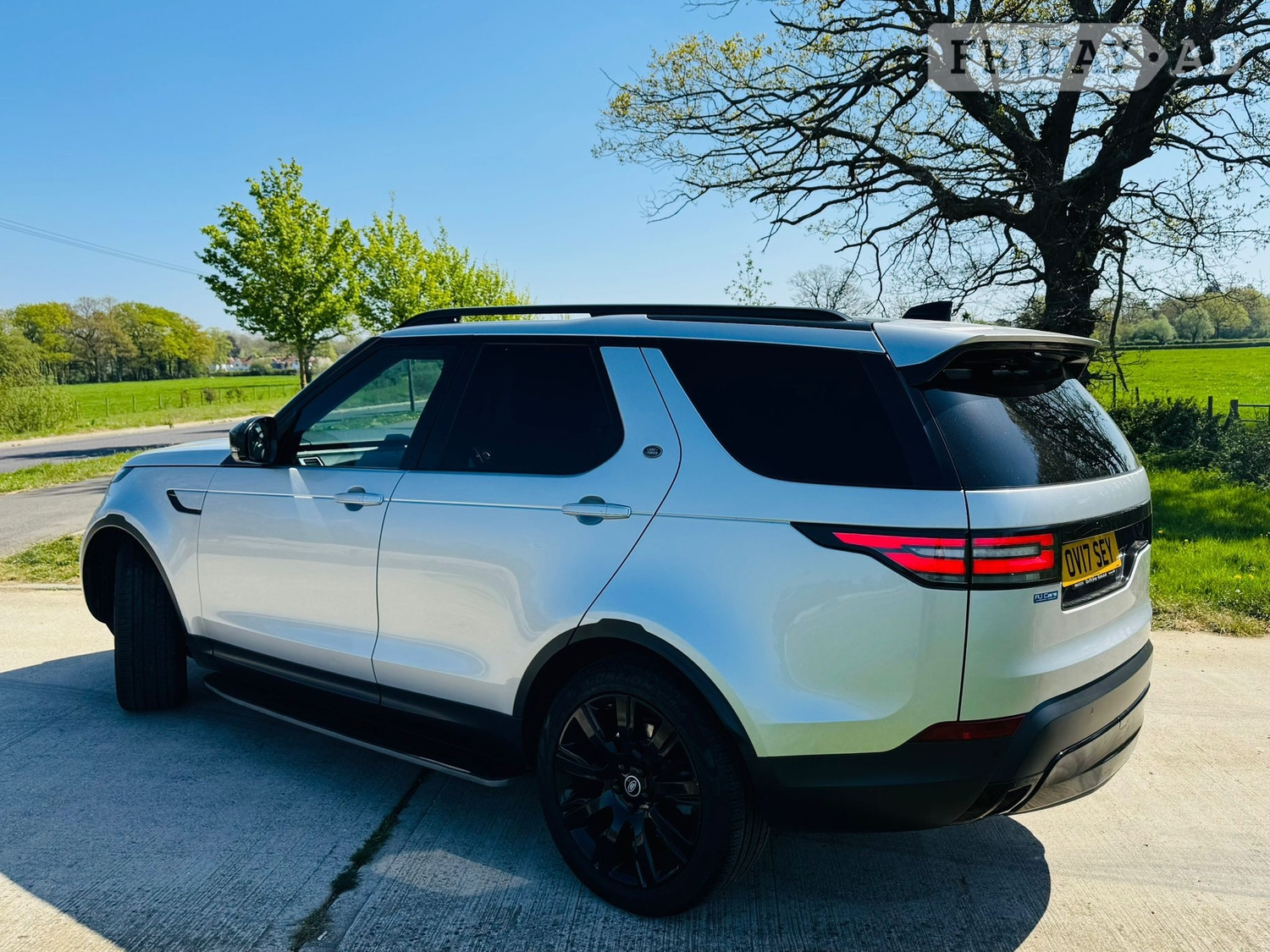 Land Rover Discovery Horley