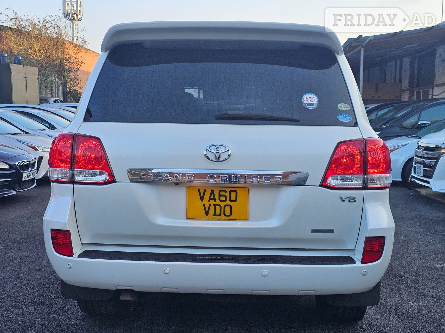 Toyota Land Cruiser 2010 - Cars in Coventry