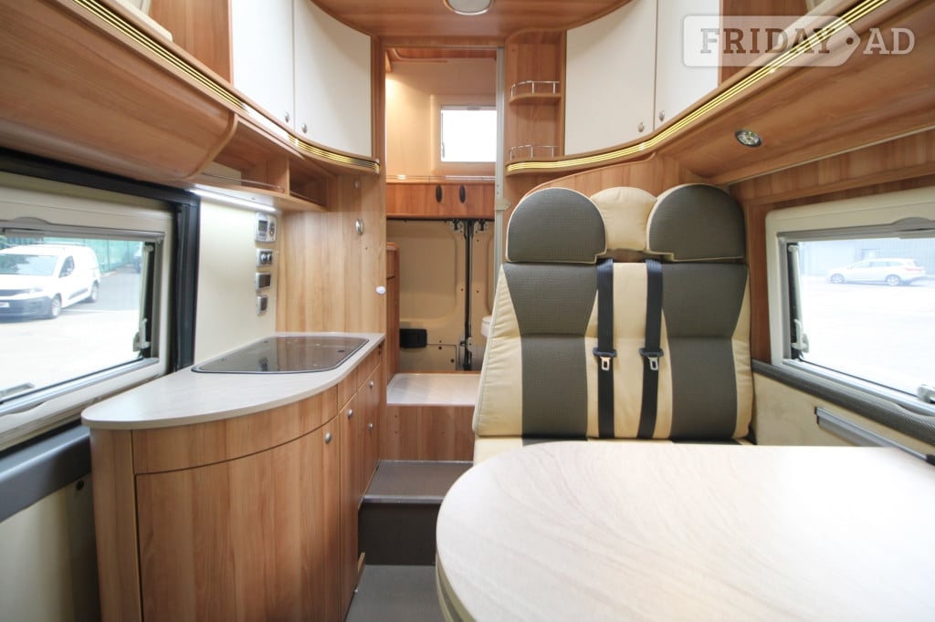 [4 berth ]Globecar Vario 499