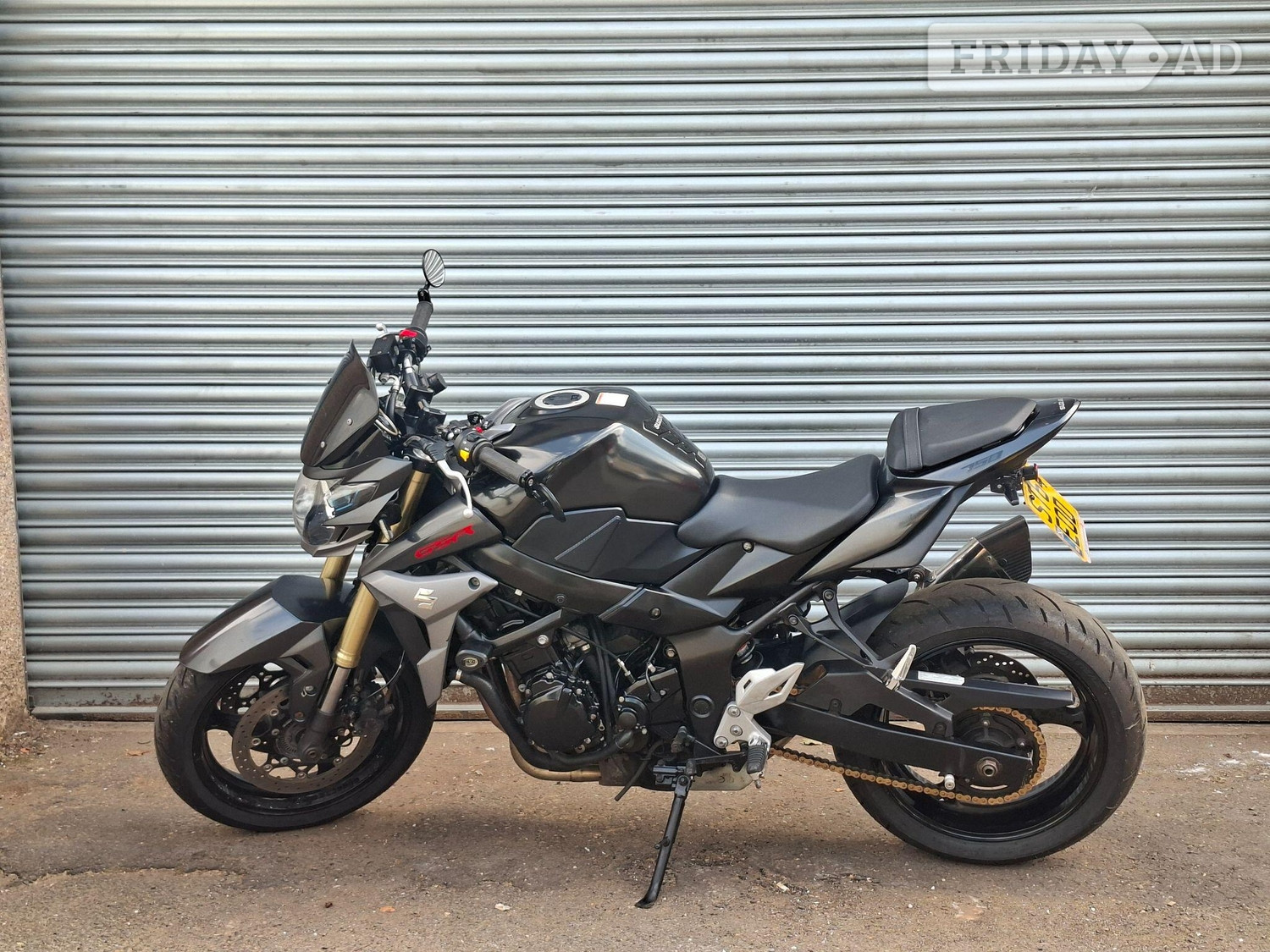 Suzuki GSR 2014 - Motorbikes, Scooters & Quads