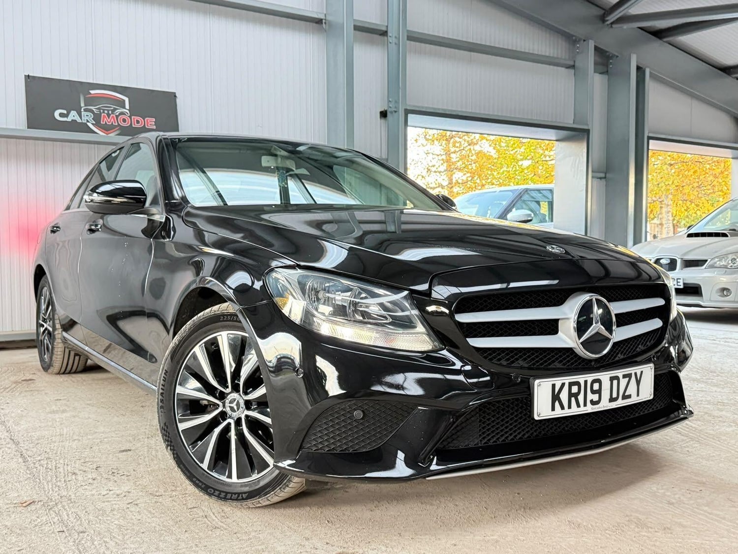 Mercedes-Benz C Class 2019 - Cars