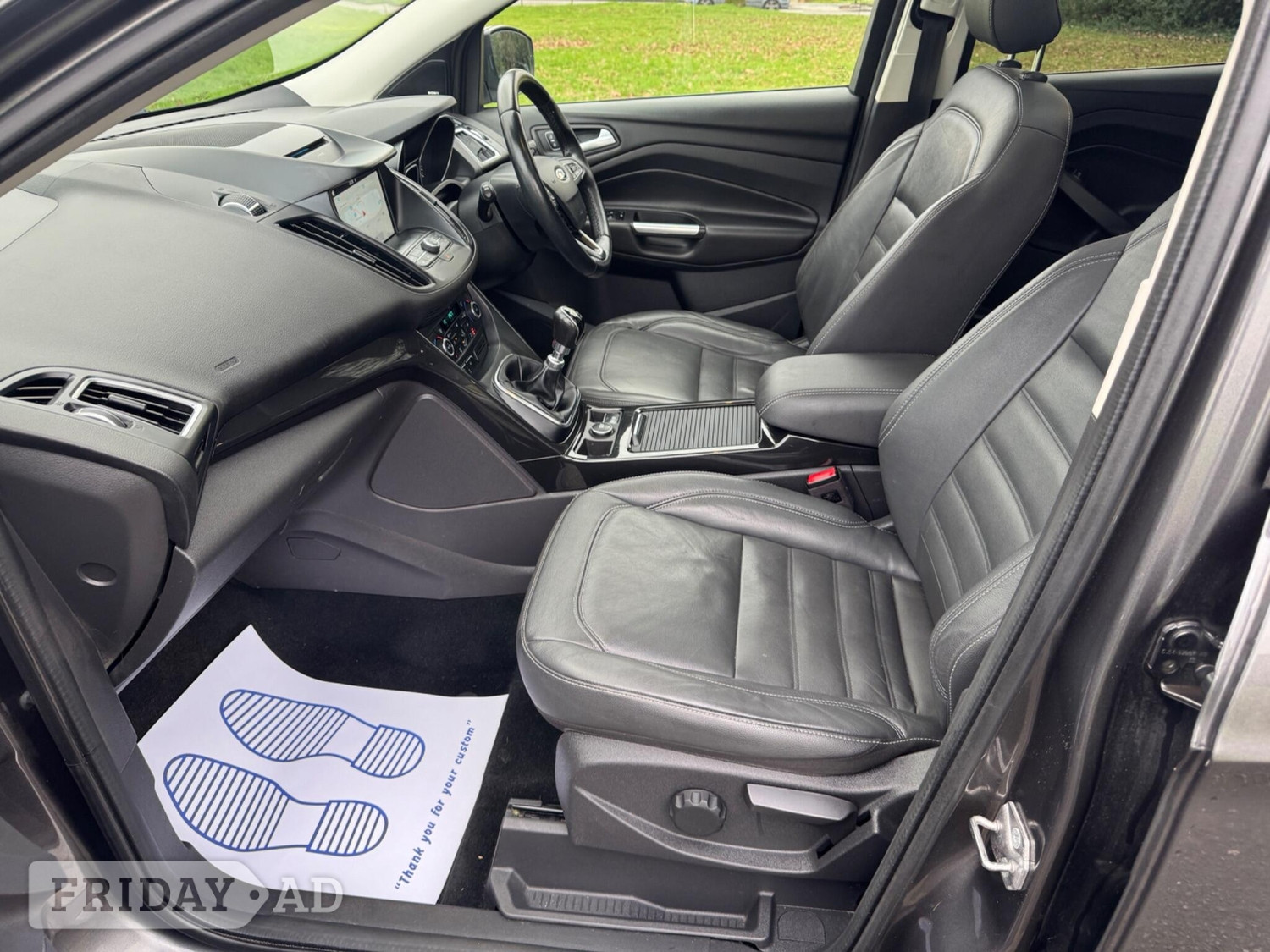 [ berth ]Ford Kuga