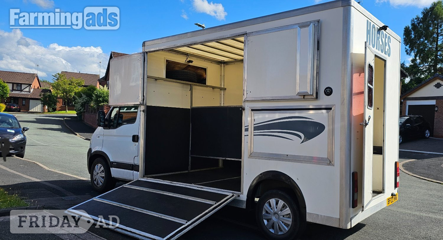 Vauxhall Horsebox Movano 3.5 tonne Trailer in Newcastle under Lyme