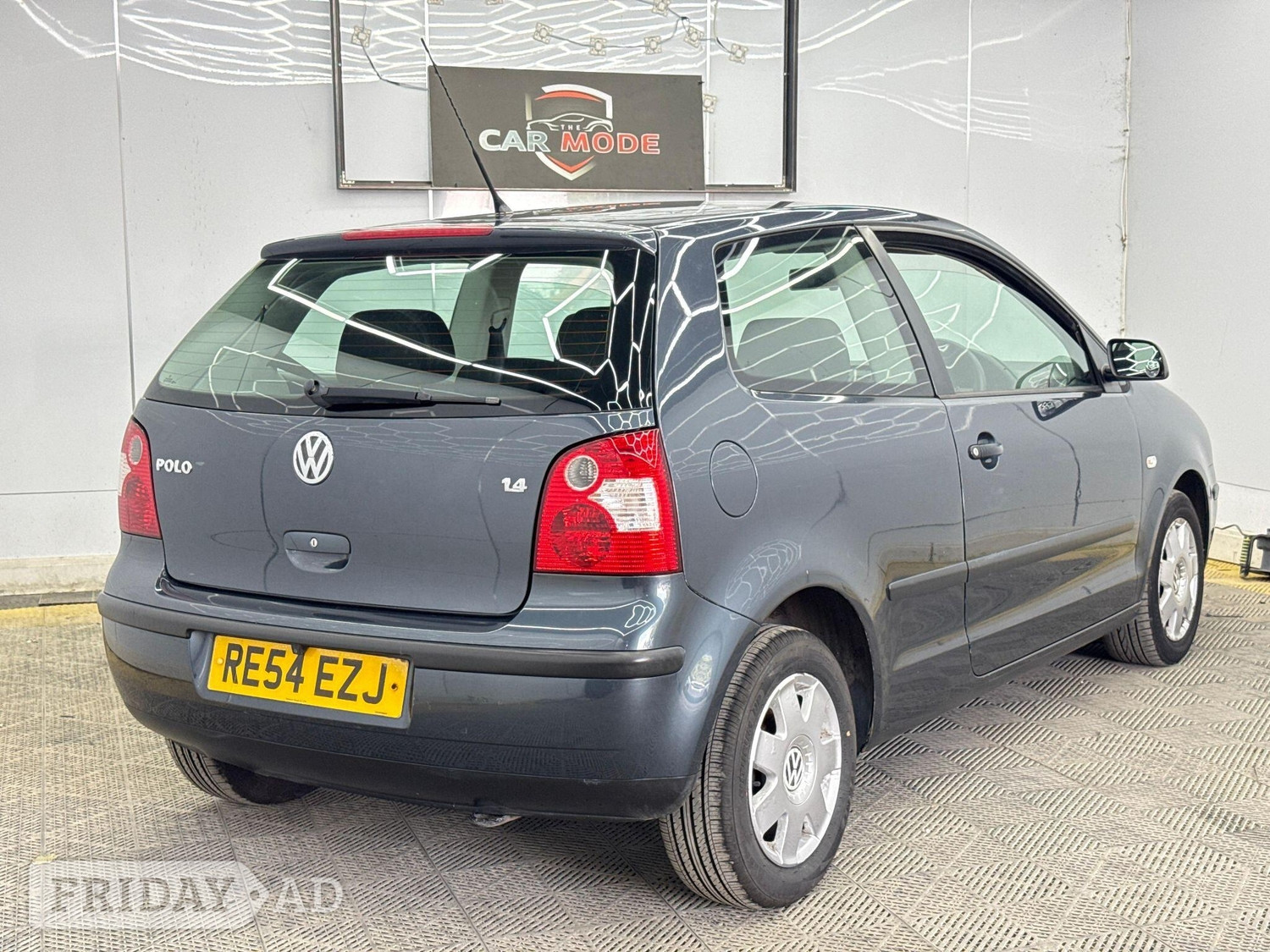 Volkswagen Polo 2004 - Cars