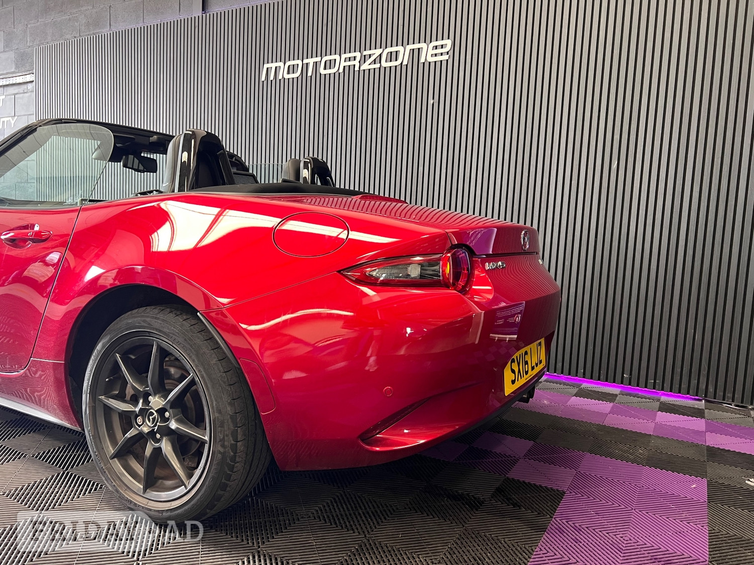 [ berth ]Mazda MX-5