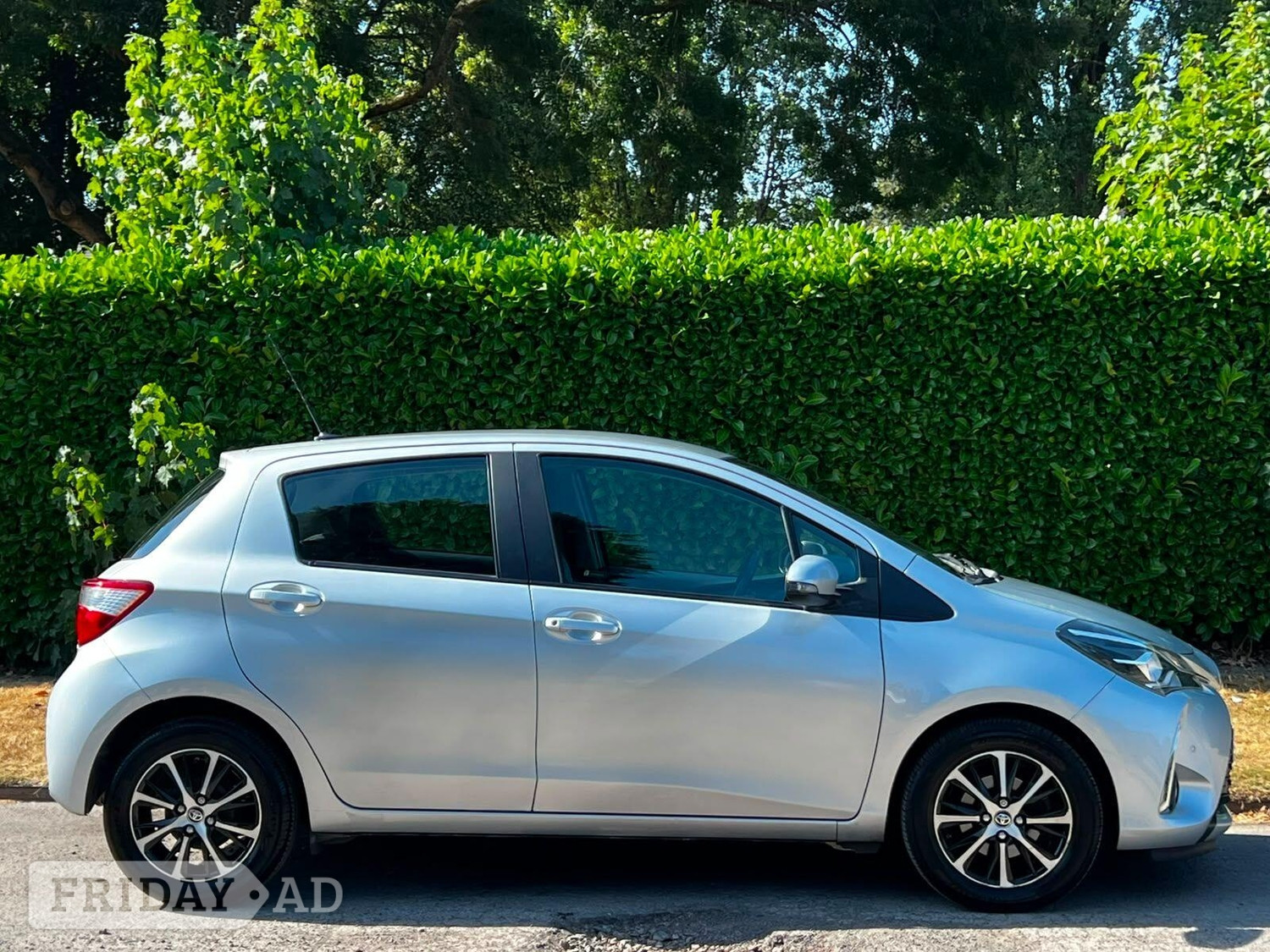 Toyota Yaris 2018 - Cars