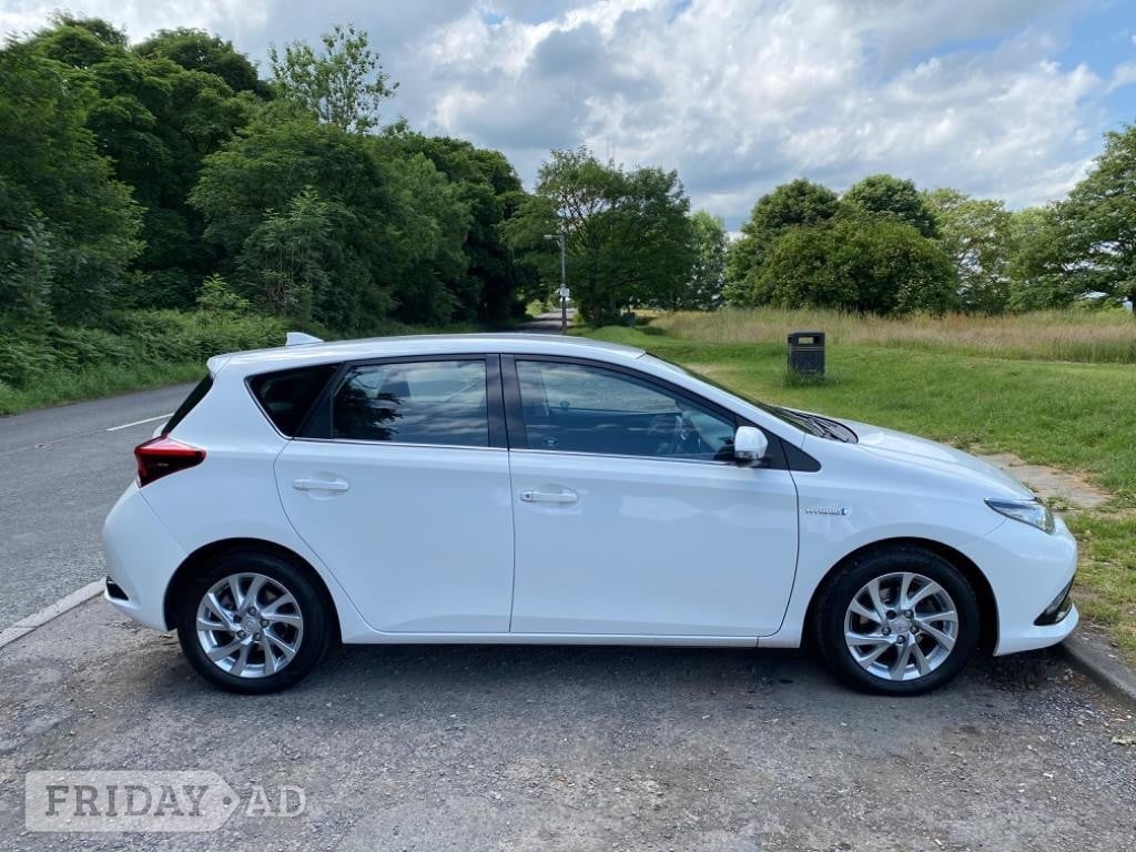 [ berth ]Toyota Auris