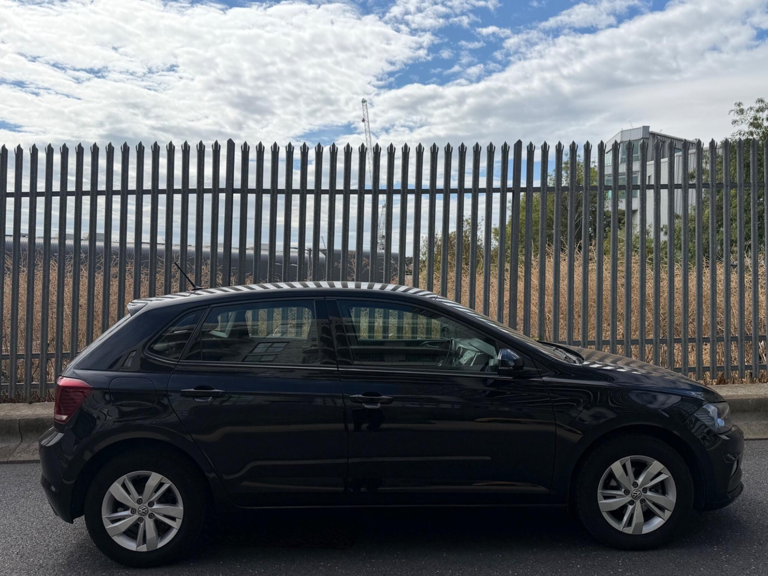 [ berth ]Volkswagen Polo