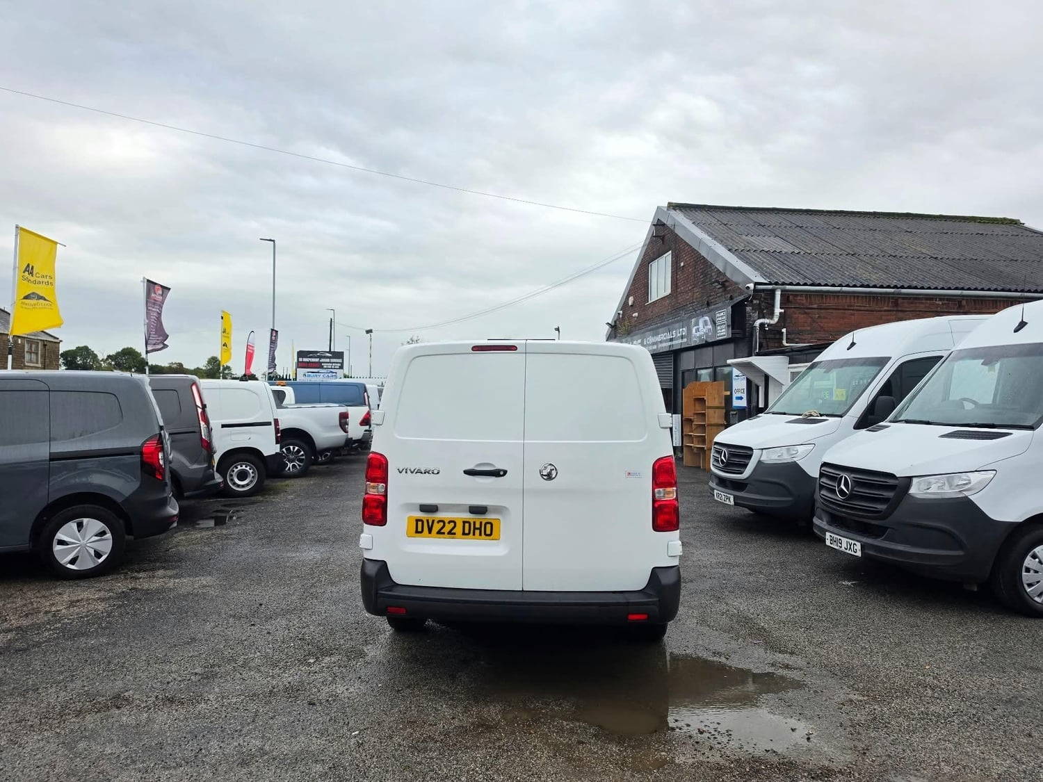Vauxhall Vivaro 2022 - Vans & Commercial Vehicles