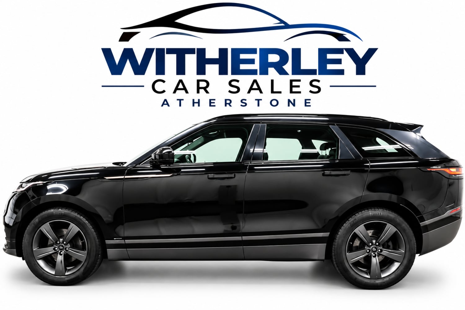 [ berth ]Land Rover Range Rover Velar