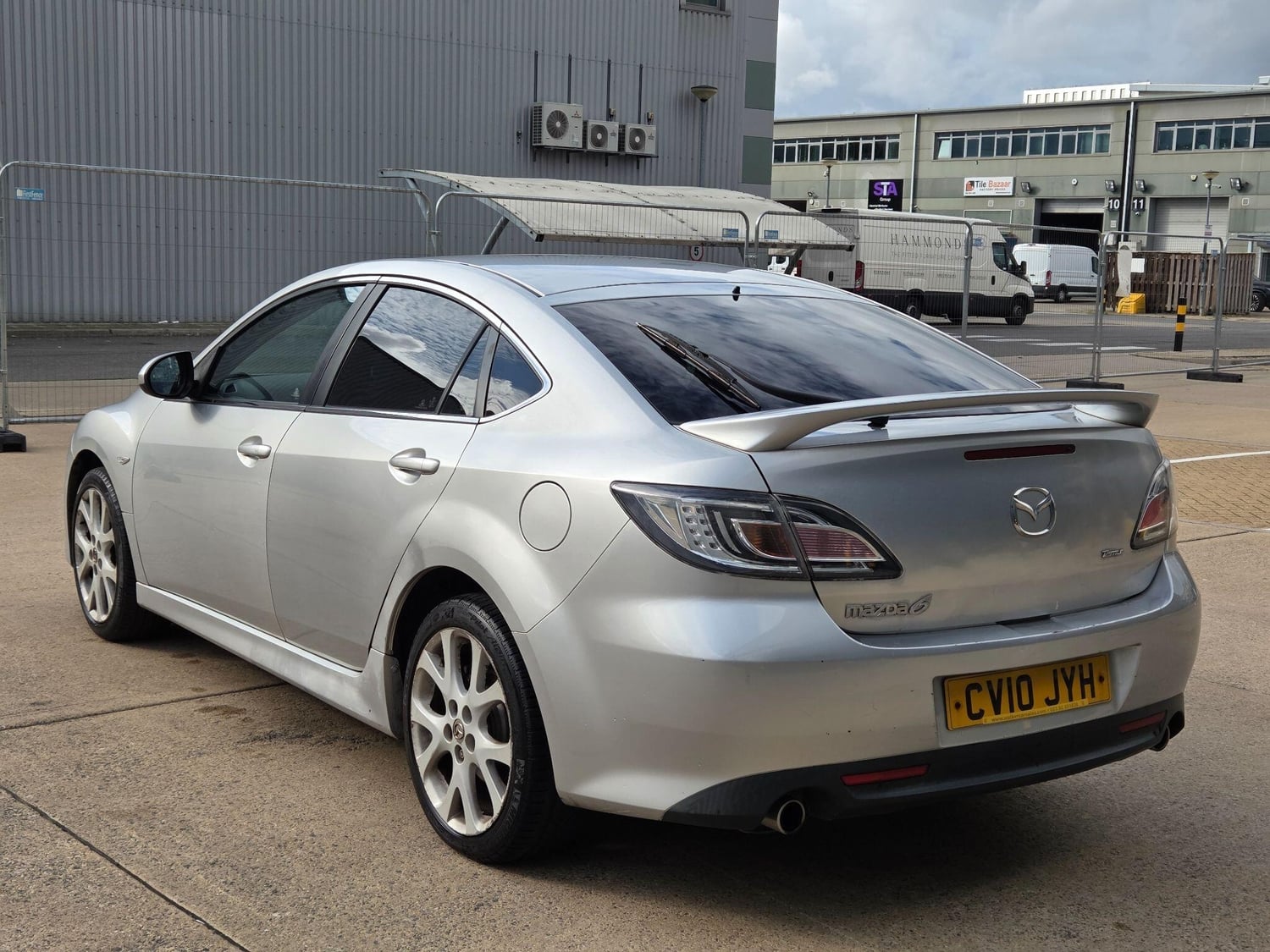 [ berth ]Mazda 6