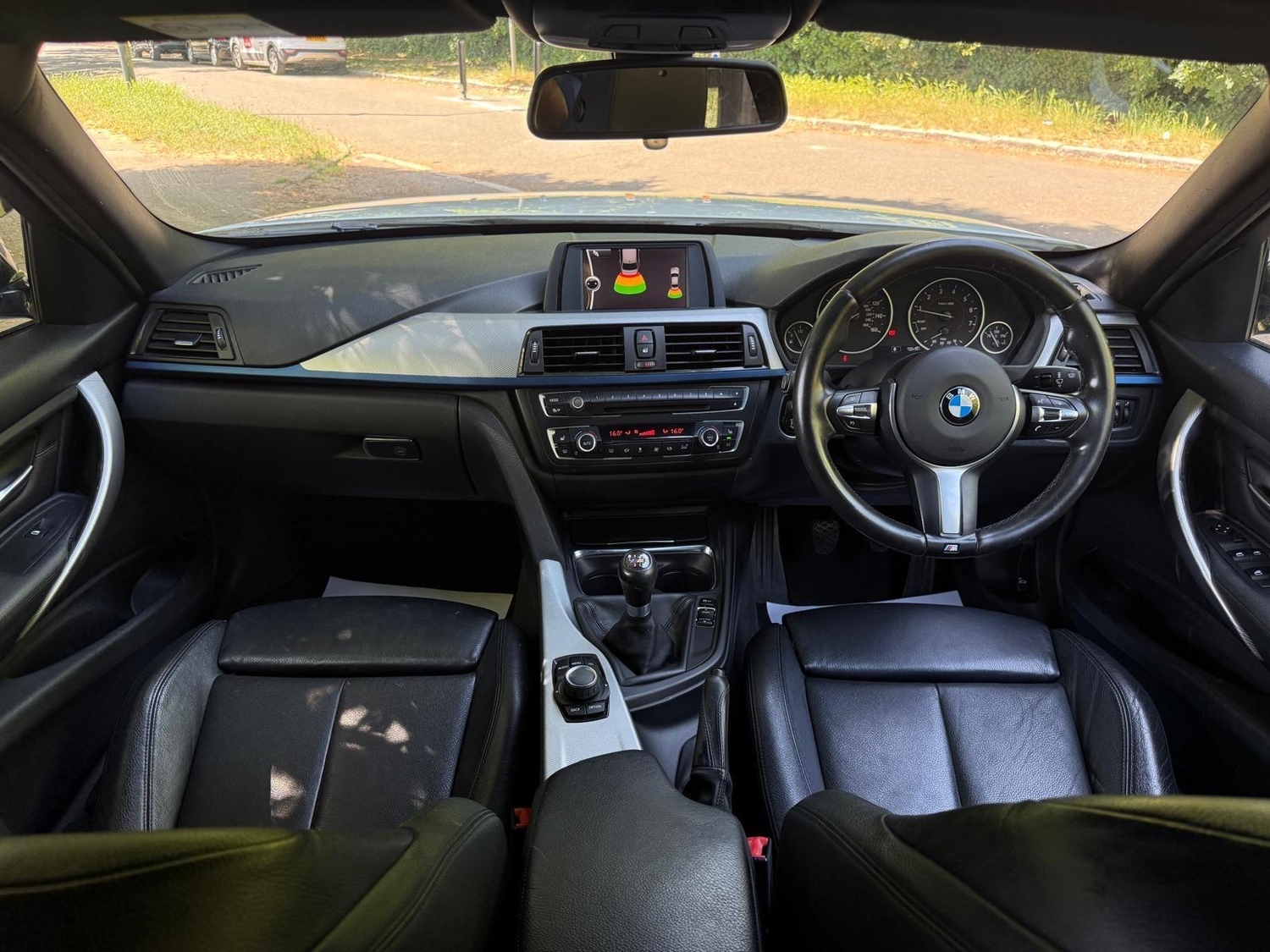 [ berth ]BMW 3 Series