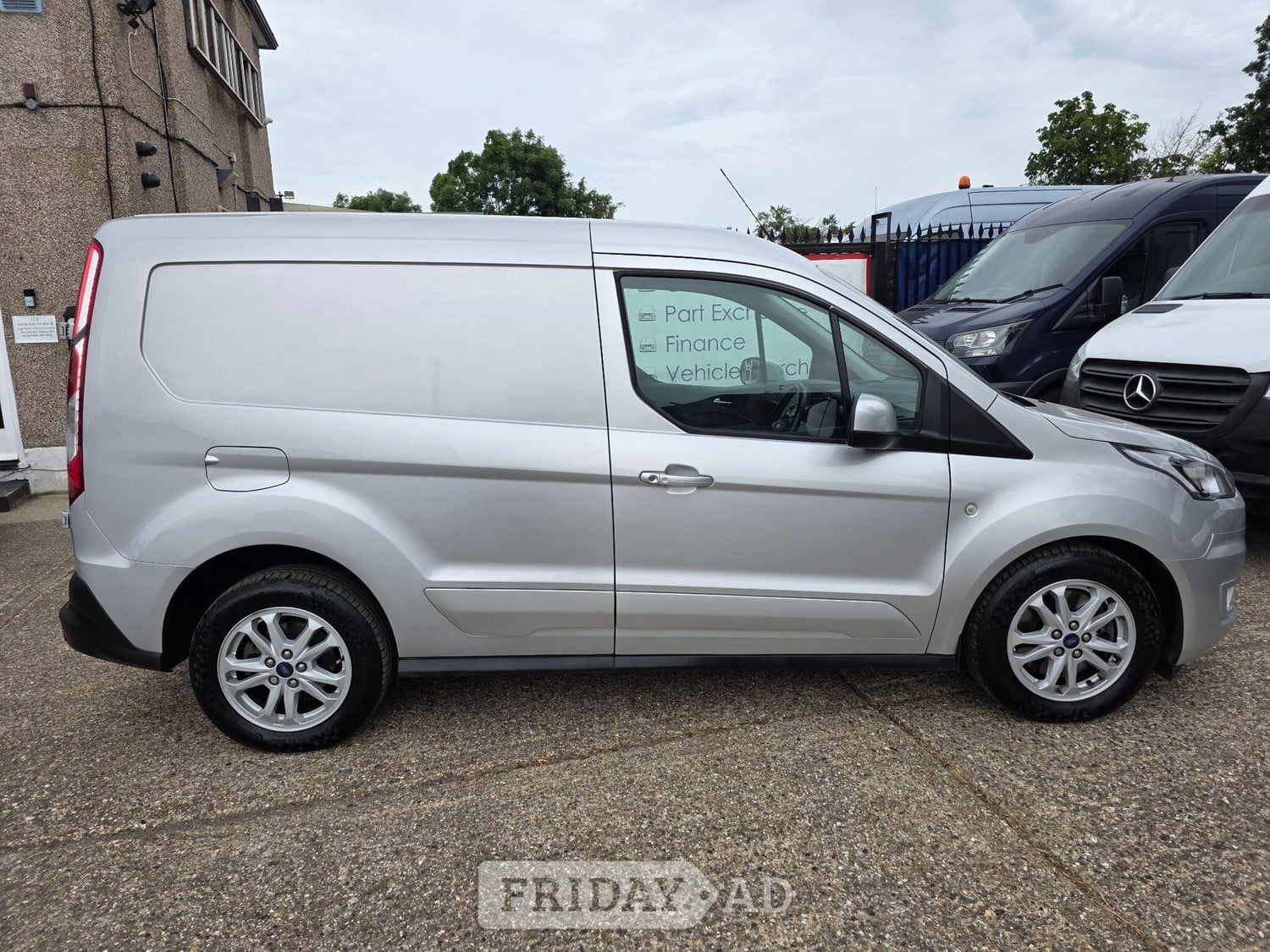 Ford Transit Connect Hounslow