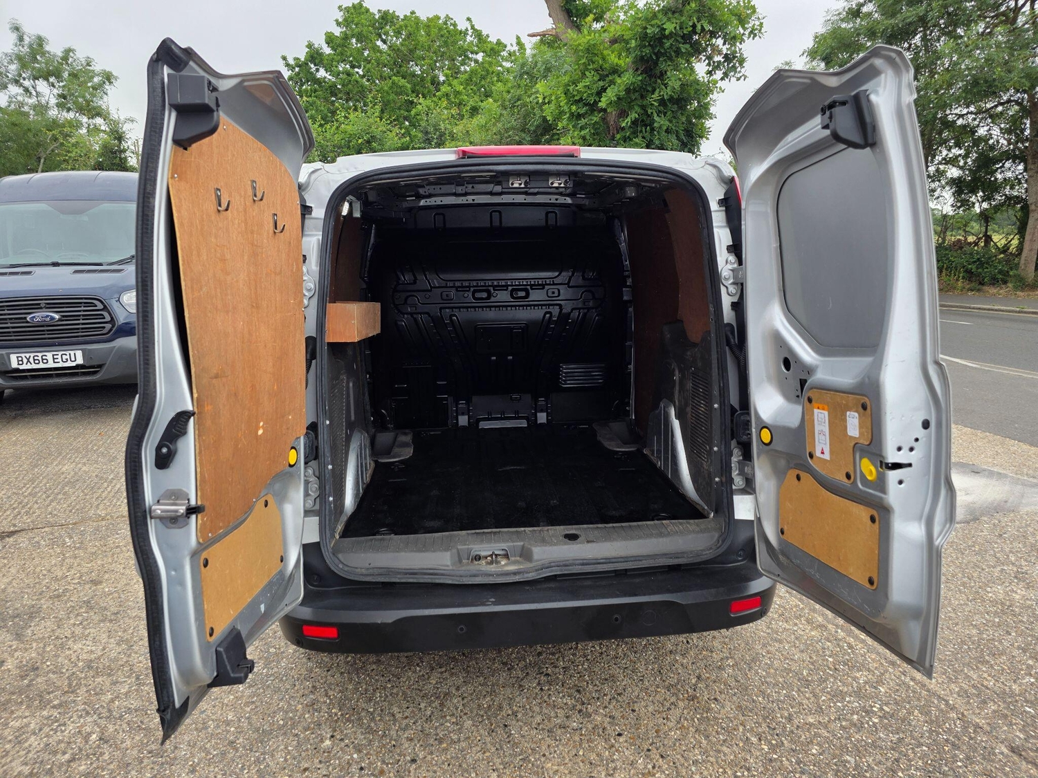 Ford Transit Connect 2020 - Vans & Commercial Vehicles