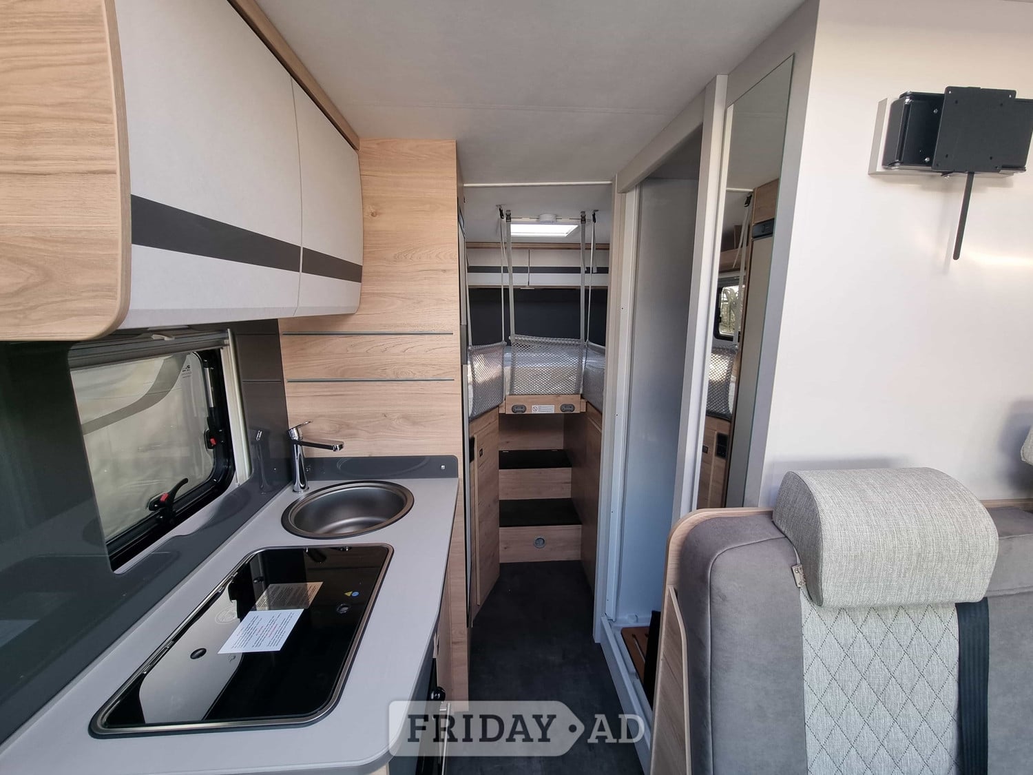 [4 berth ]Dethleffs Globebus Active I4