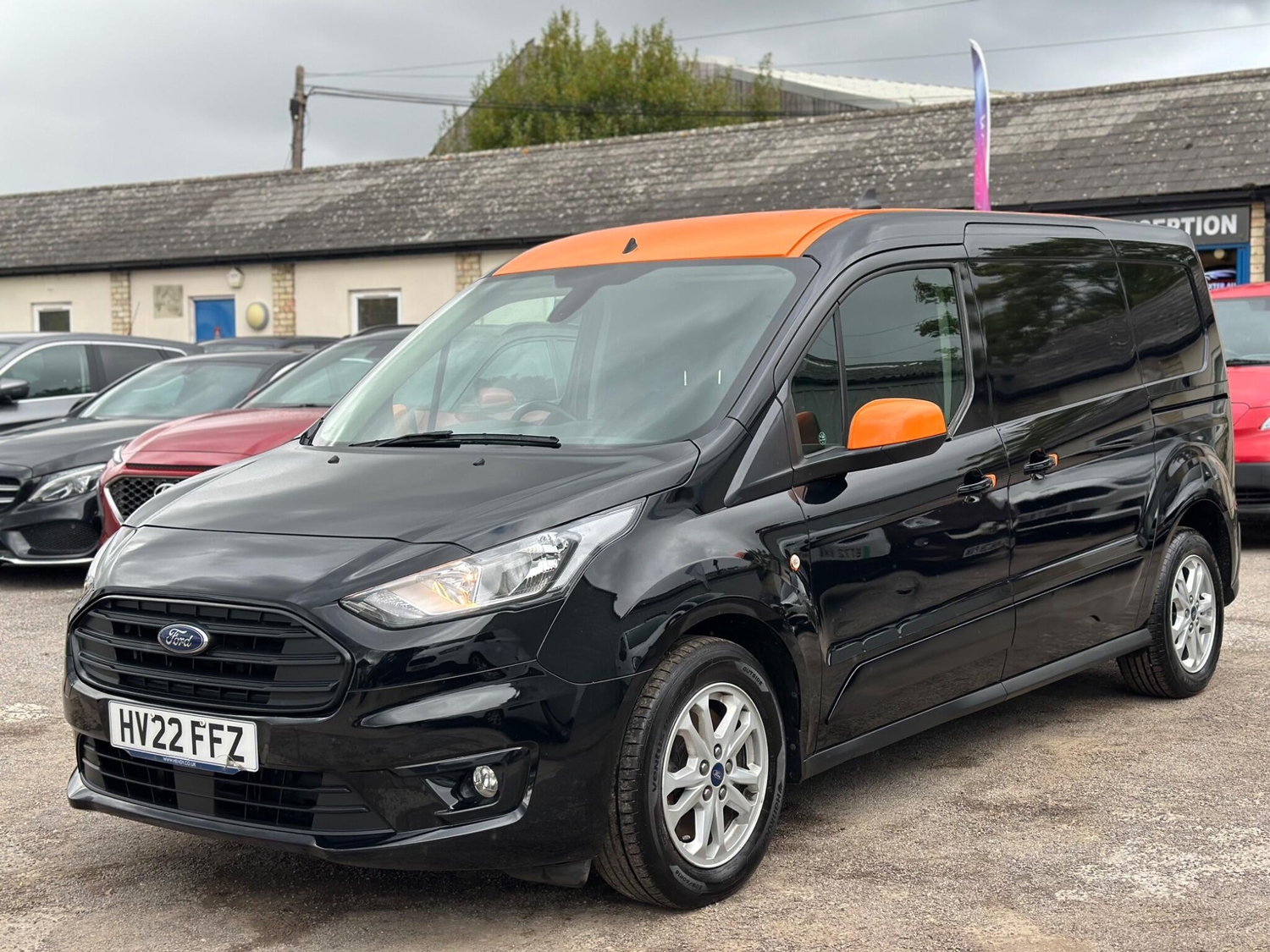 [ berth ]Ford Transit Connect
