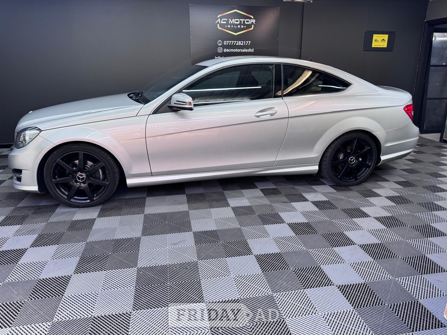 Mercedes-Benz C Class 2013 - Cars in Chertsey