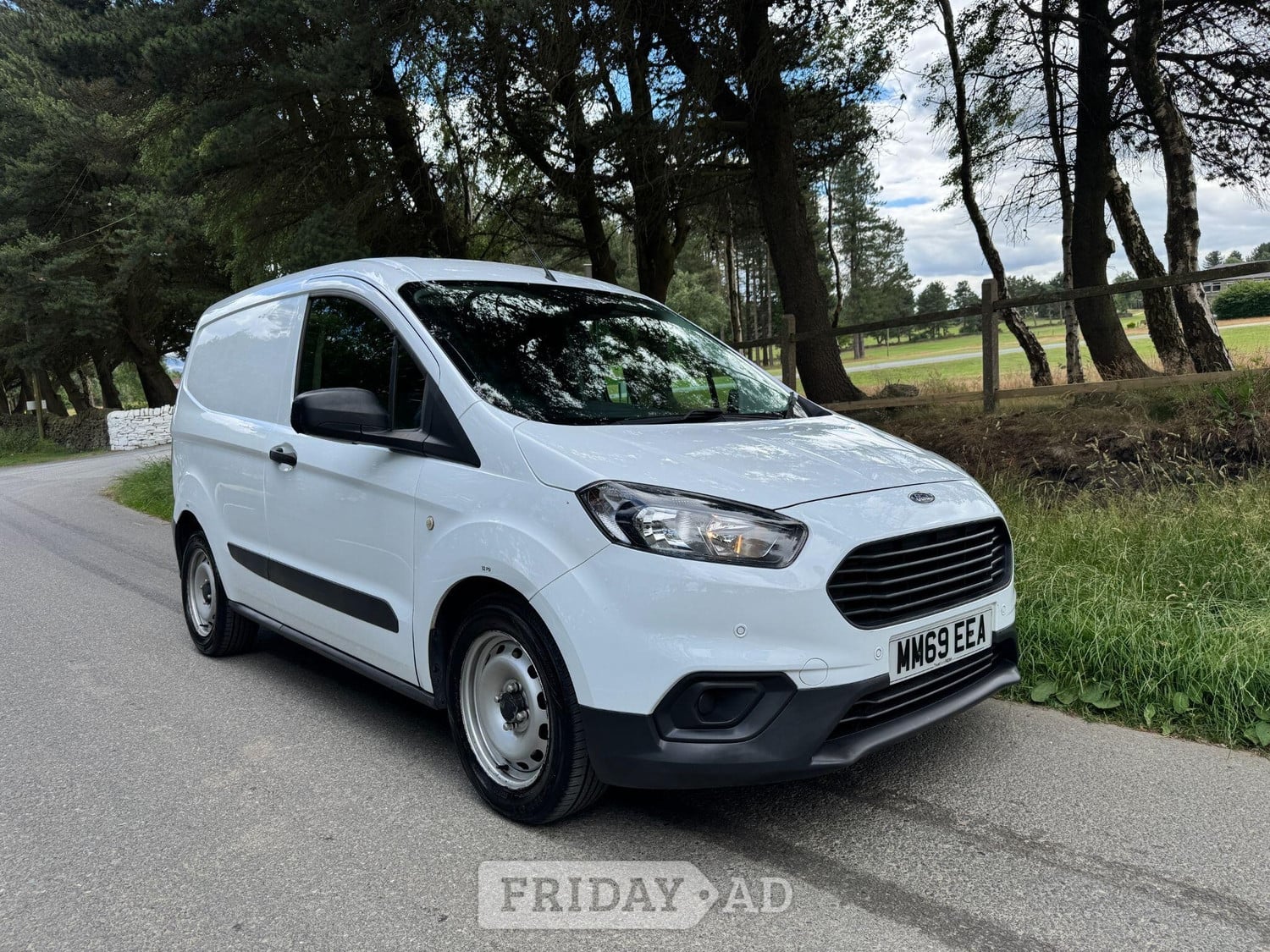 Ford Transit Courier 2020 in Huddersfield