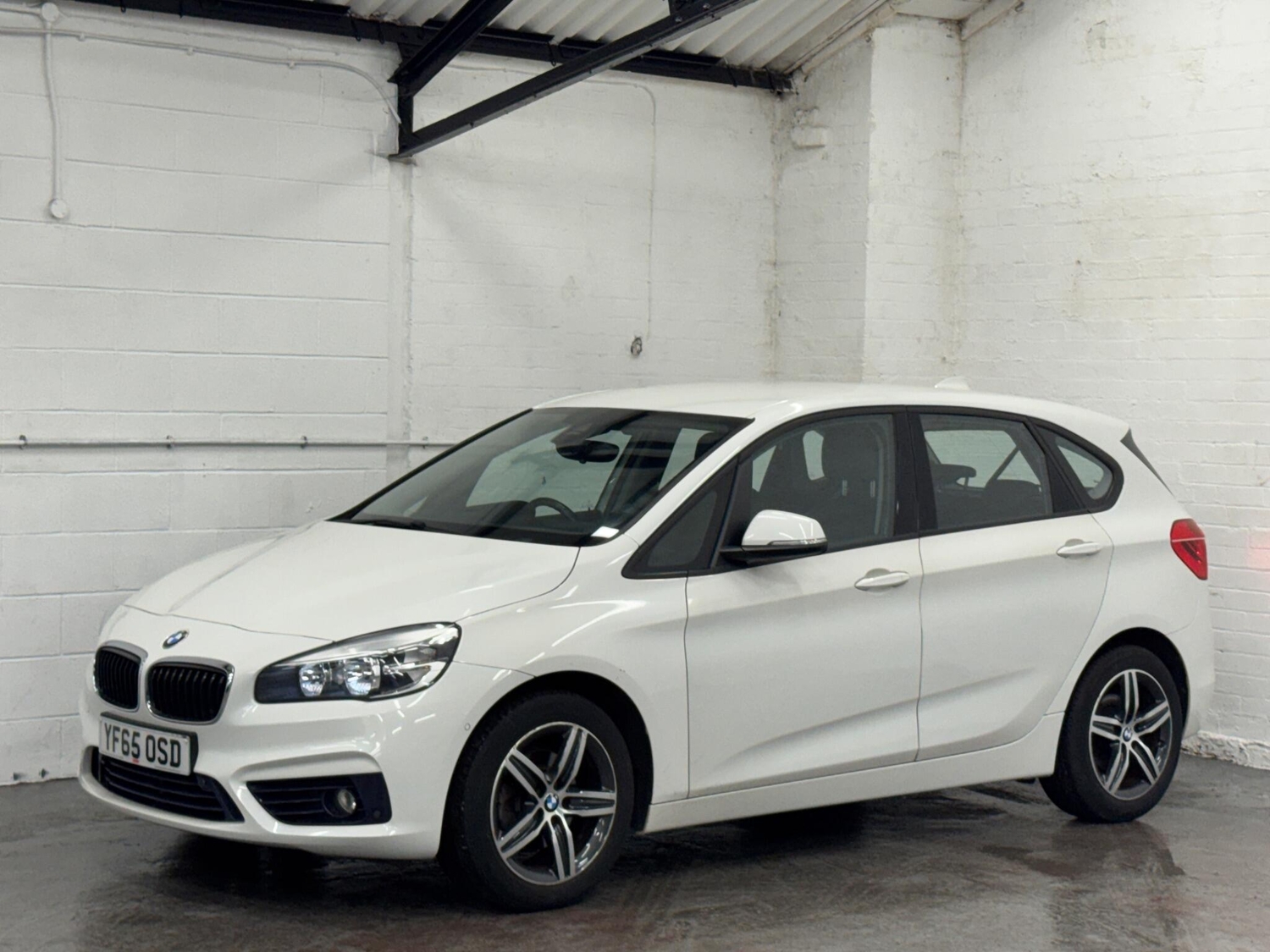 BMW 2 Series Active Tourer 2015 - Cars