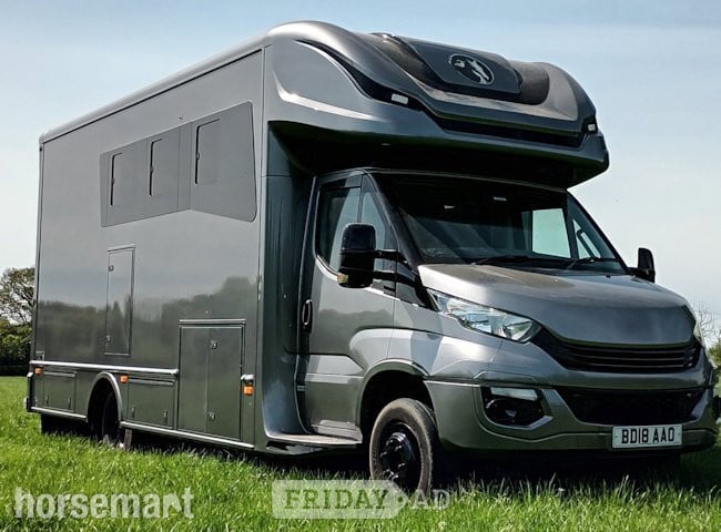 Hybred Horseboxes 72c Iveco Horsebox - Trailers & Horseboxes in Sandbach