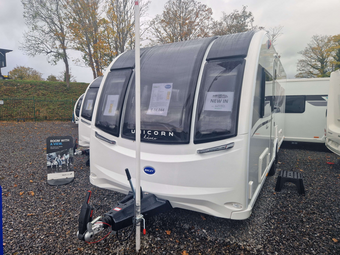 Bailey Unicorn Deluxe Vigo 2026