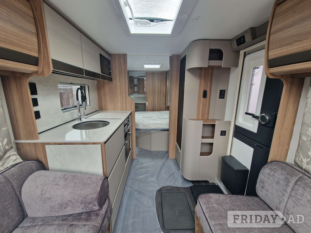 [4 berth ]Bailey Unicorn Deluxe Vigo