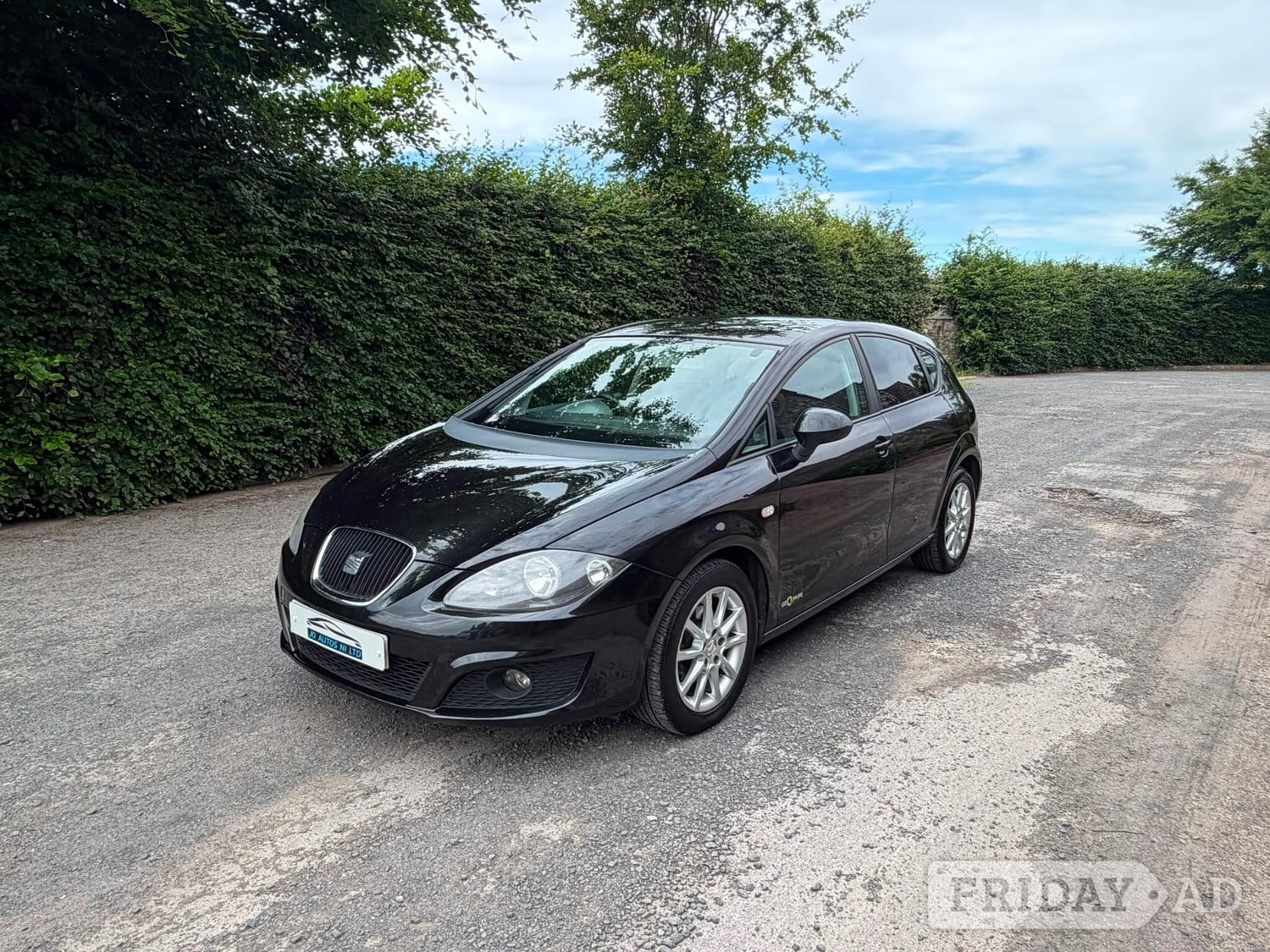 [ berth ]SEAT Leon