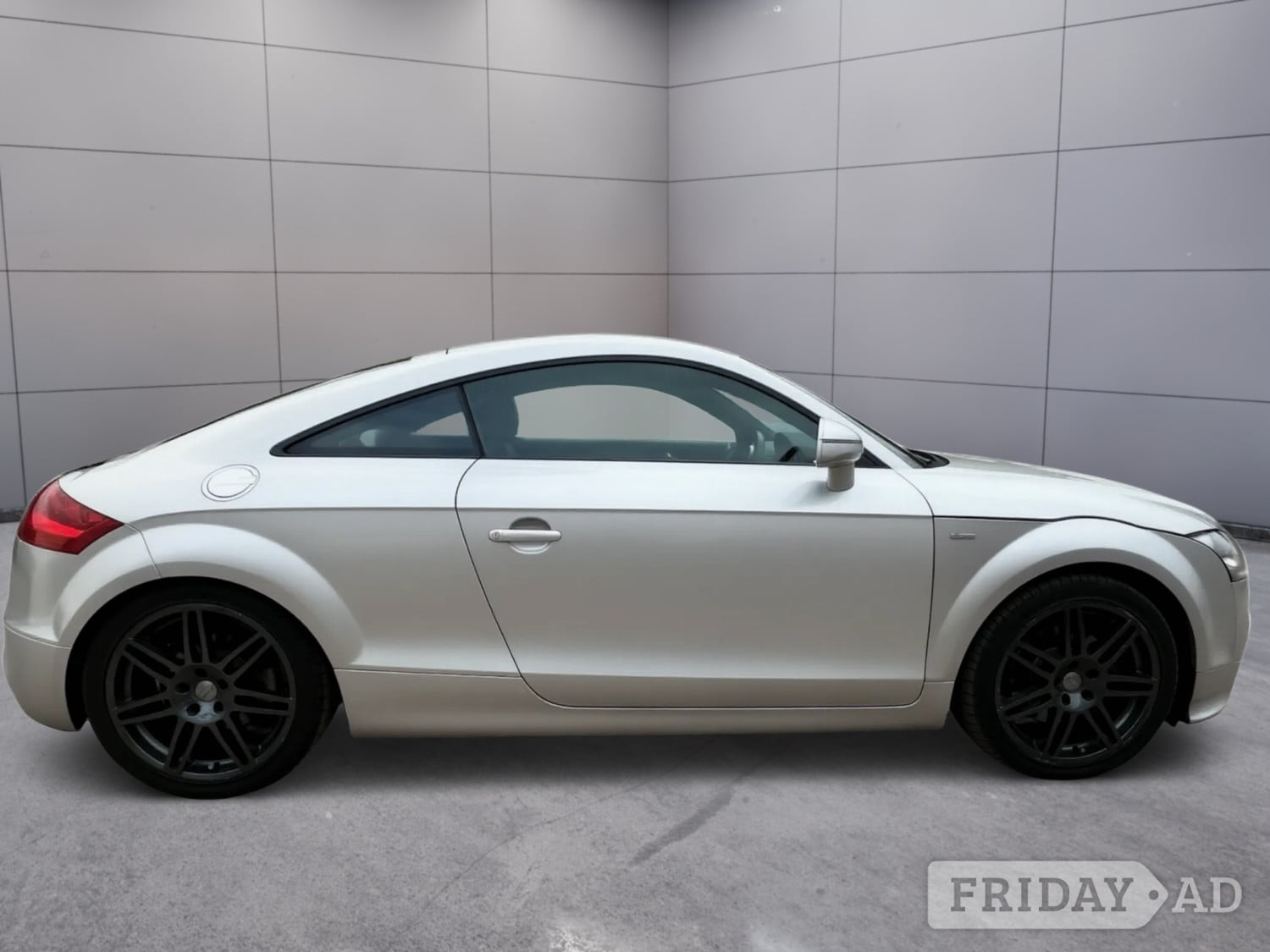 Audi TT 2011 - Cars