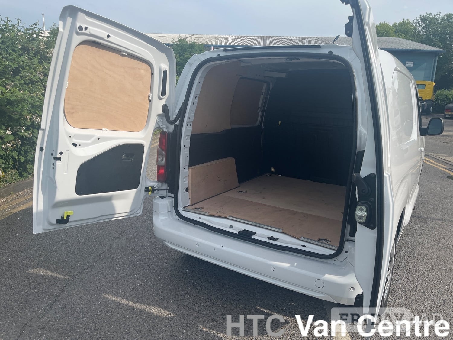 Fiat Doblo 2023 - Vans & Commercial Vehicles
