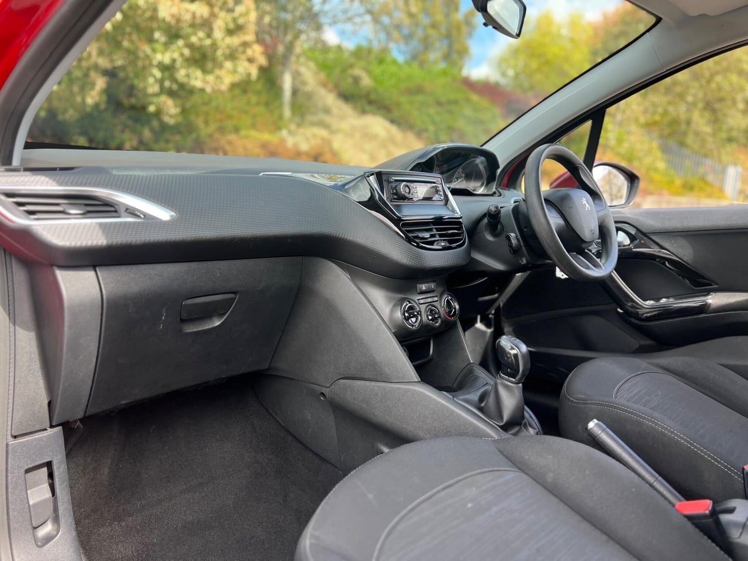 Peugeot 208 2016 - Cars