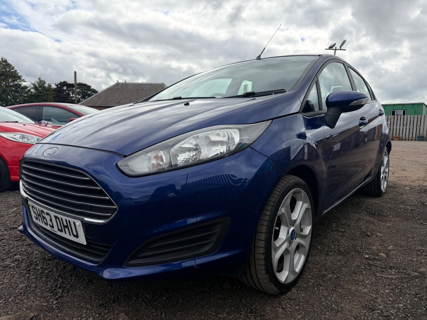 [ berth ]Ford Fiesta