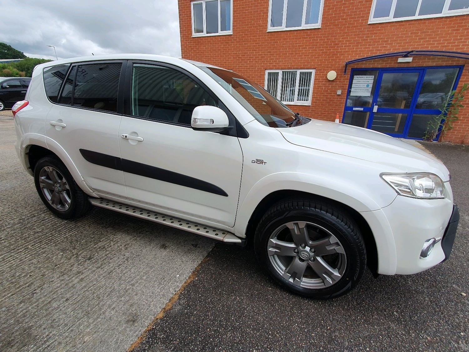 [ berth ]Toyota RAV4