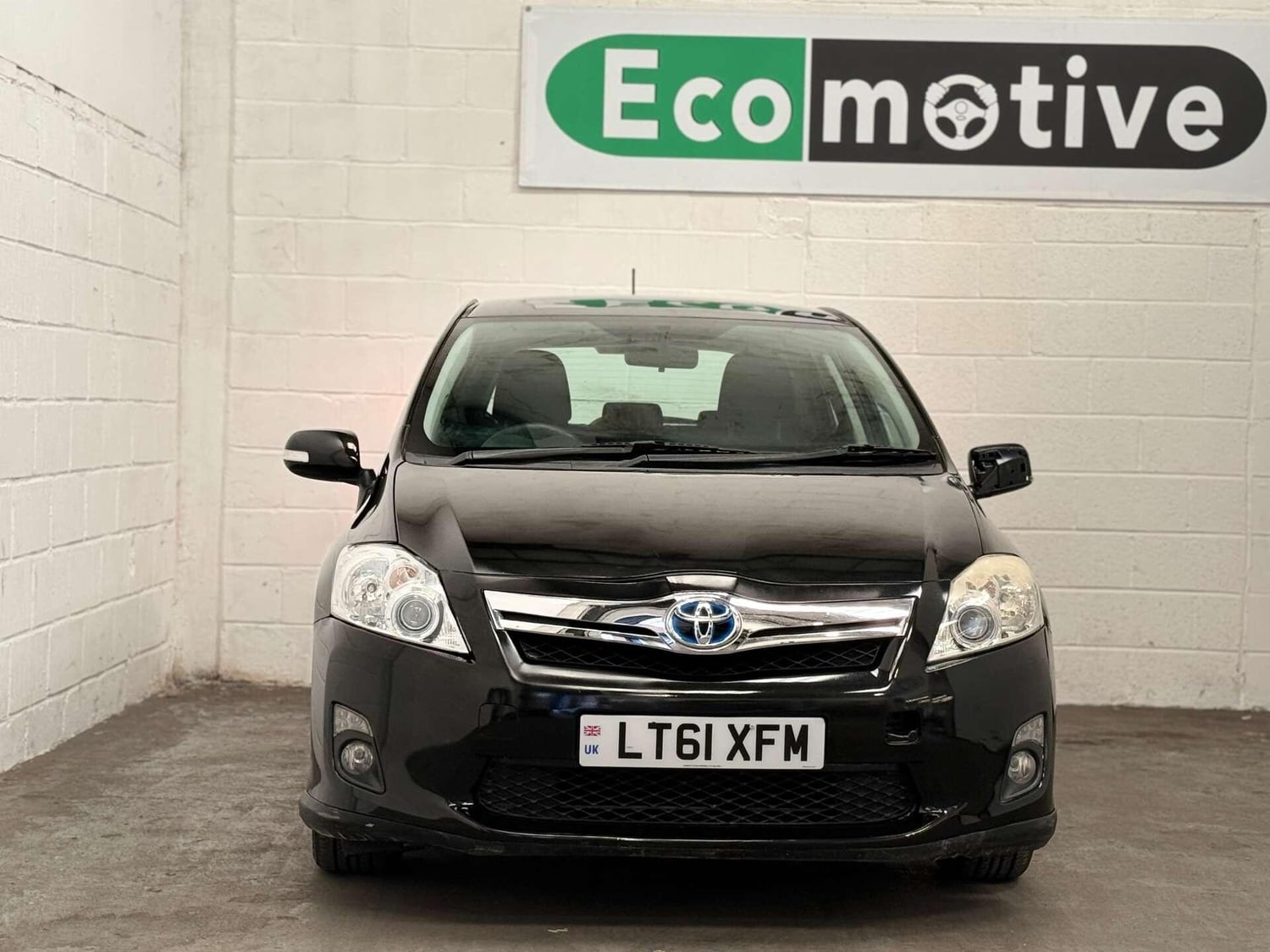 Toyota Auris 2011 - Cars