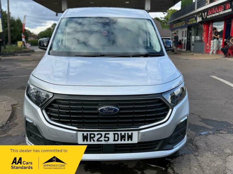 Ford Transit Connect Crawley