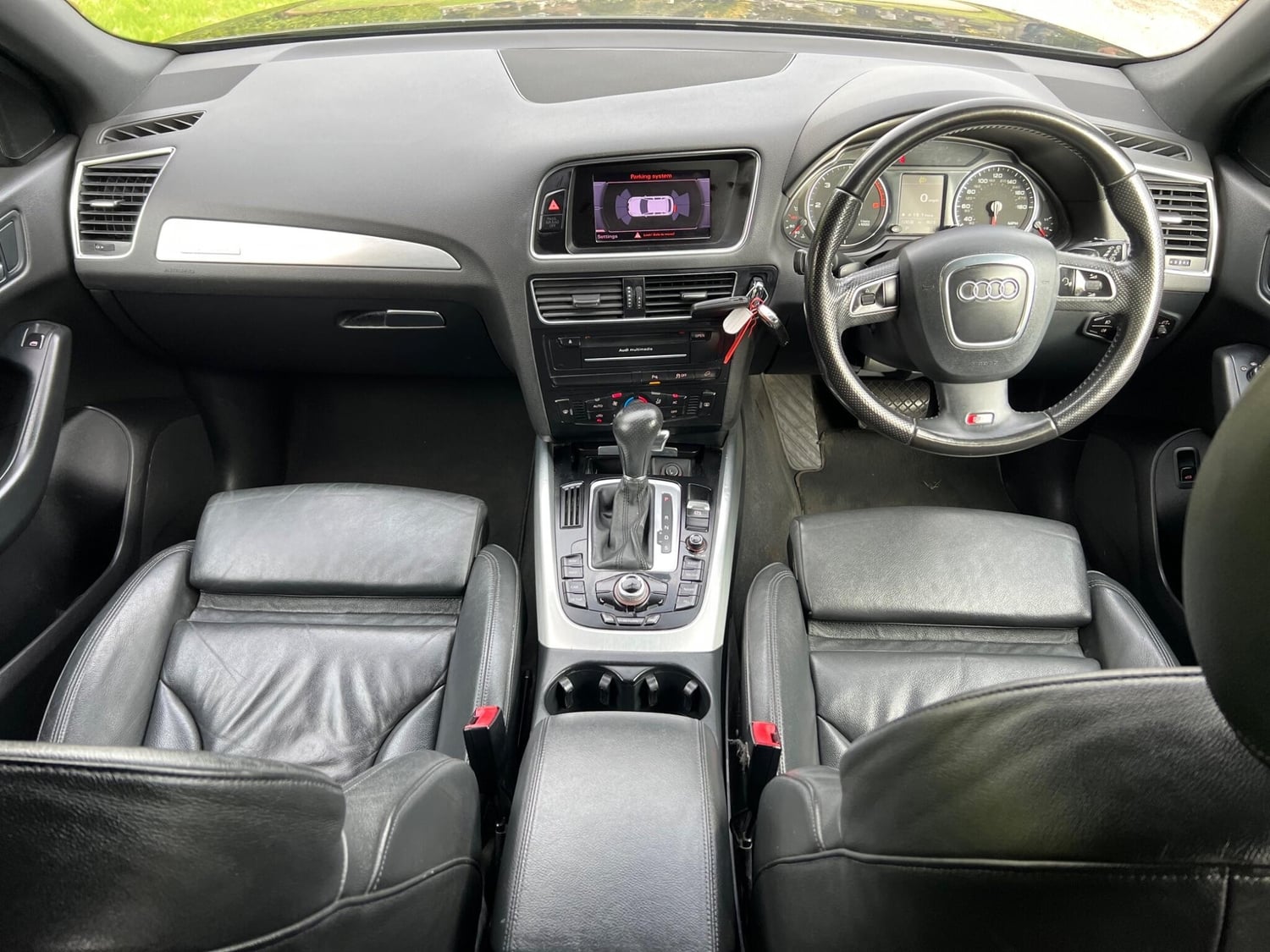 [ berth ]Audi Q5