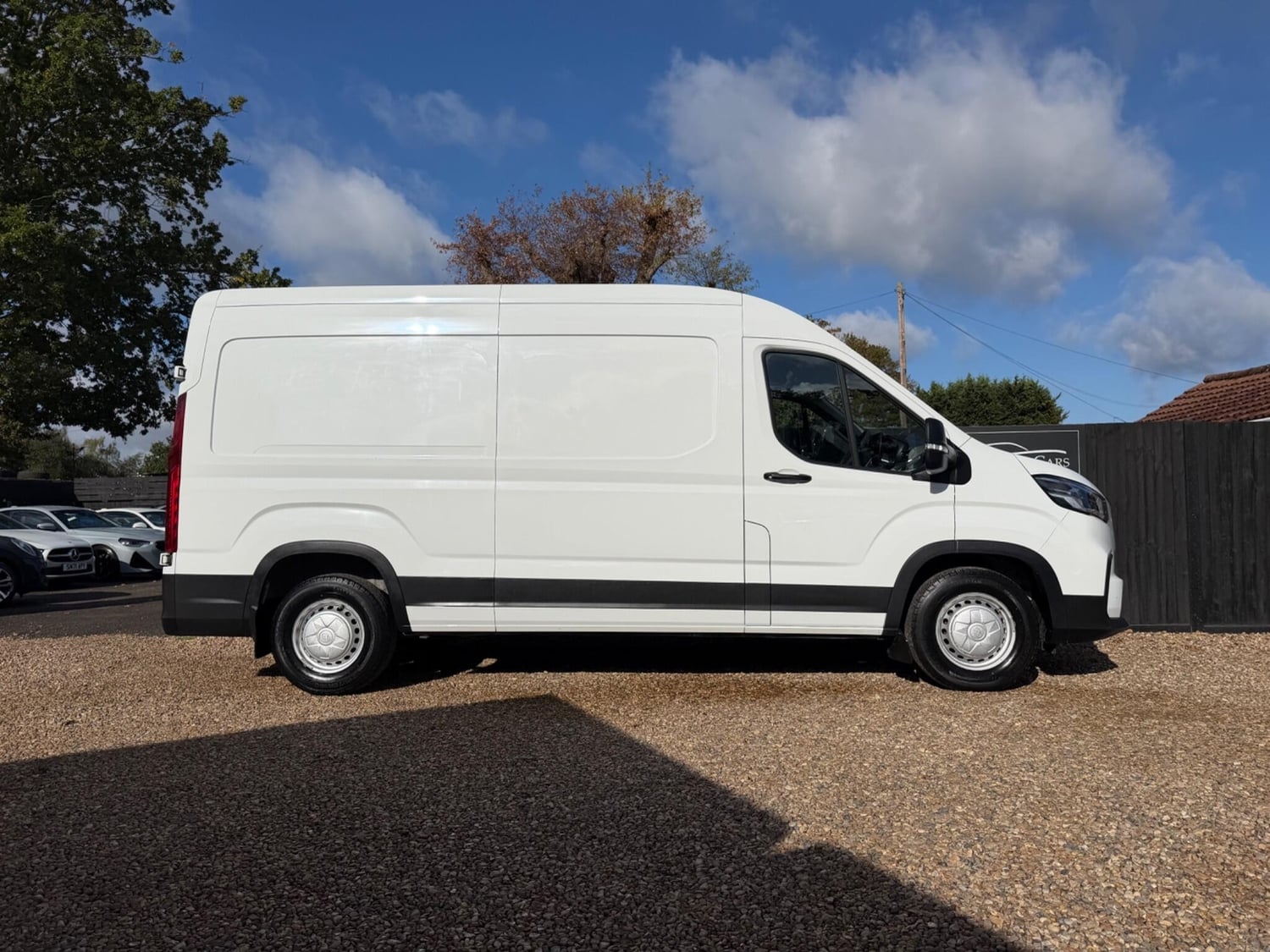 Maxus Deliver 9 Addlestone