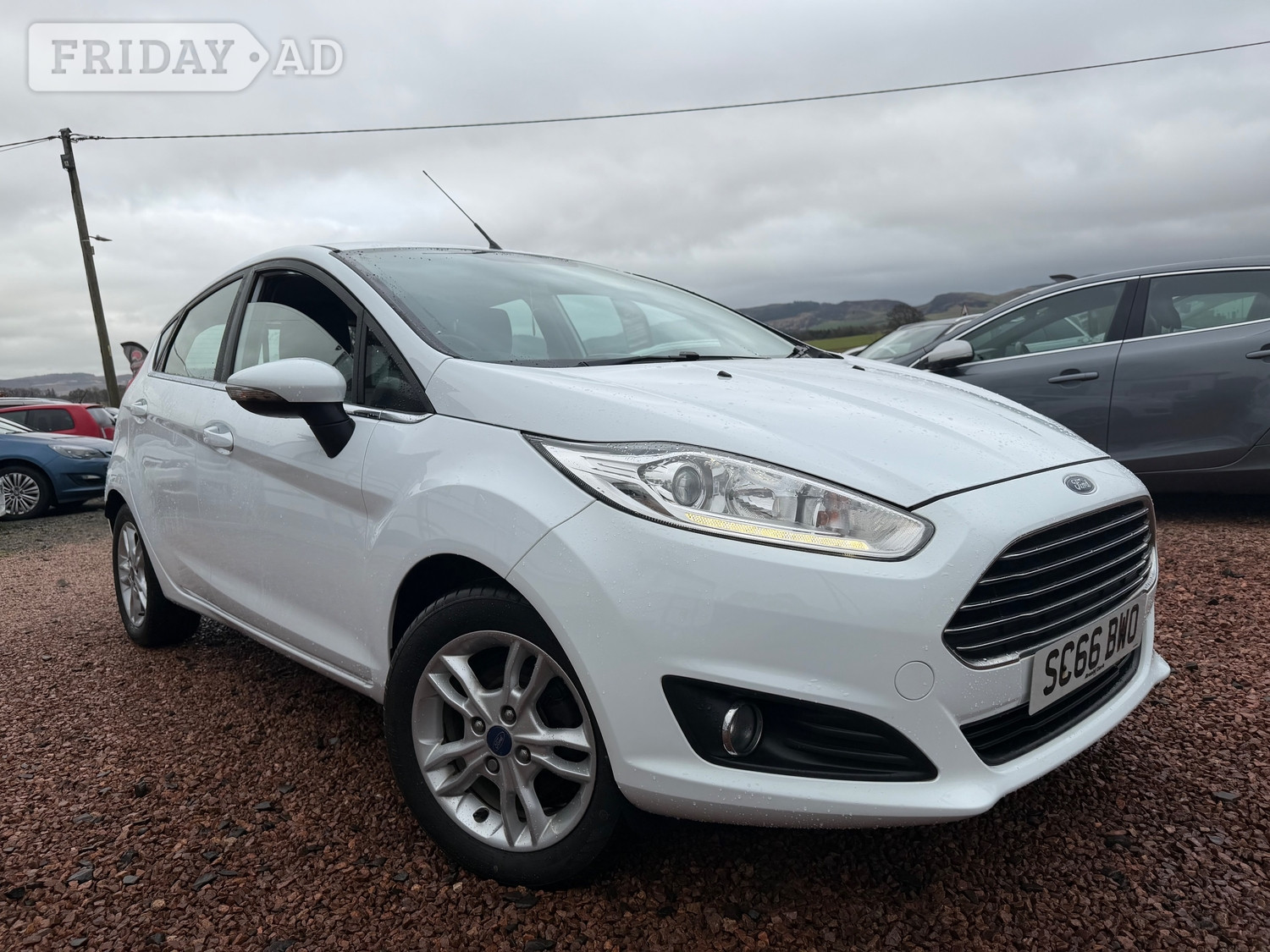 Ford Fiesta 2016 - Cars