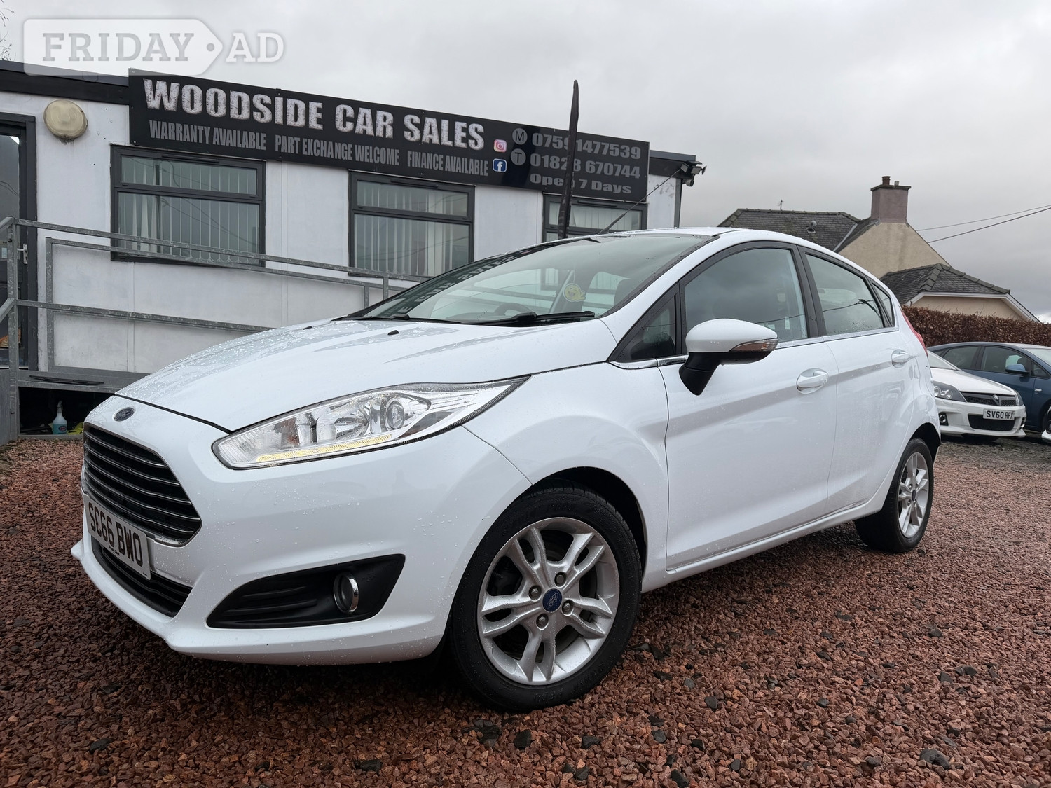 [ berth ]Ford Fiesta