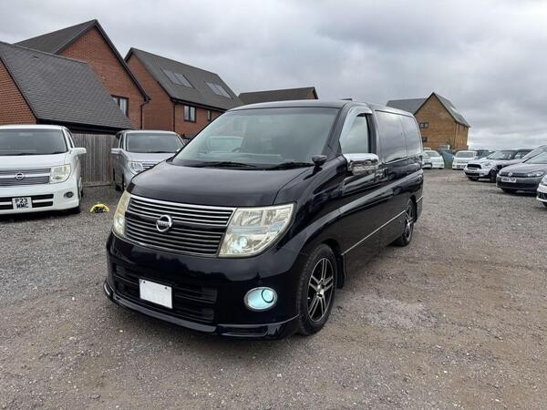 Nissan Elgrand 2007 - Cars